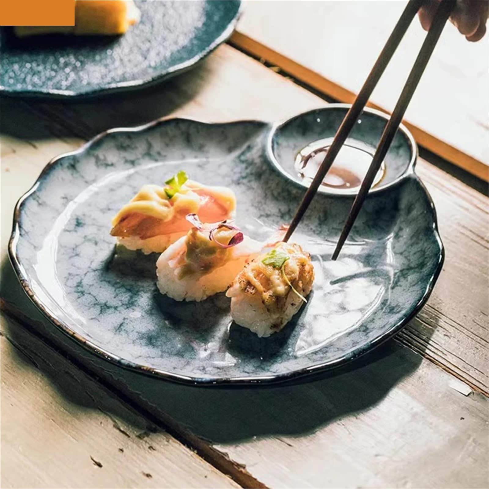 Unregelmäßiger Keramikteller für Knödel, Sushi und Snacks