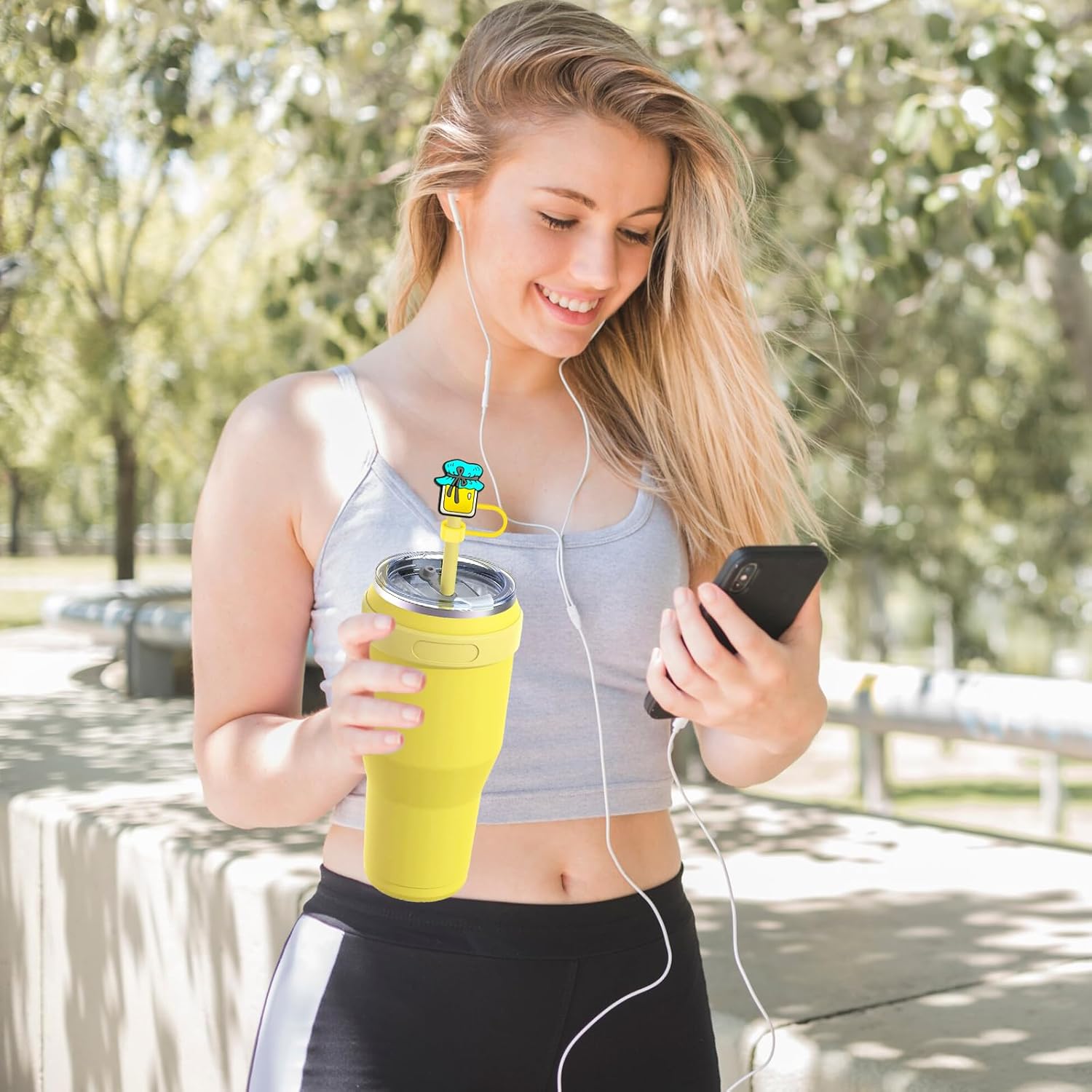 Hikkcos 4Pack Bee Straw Cover Cap for Stanley Cup,30 40 Oz Silicone Straw Topper Compatible with Water Bottle Cup 10mm Dust-Proof Reusable Straw Tips Lids - Image 4