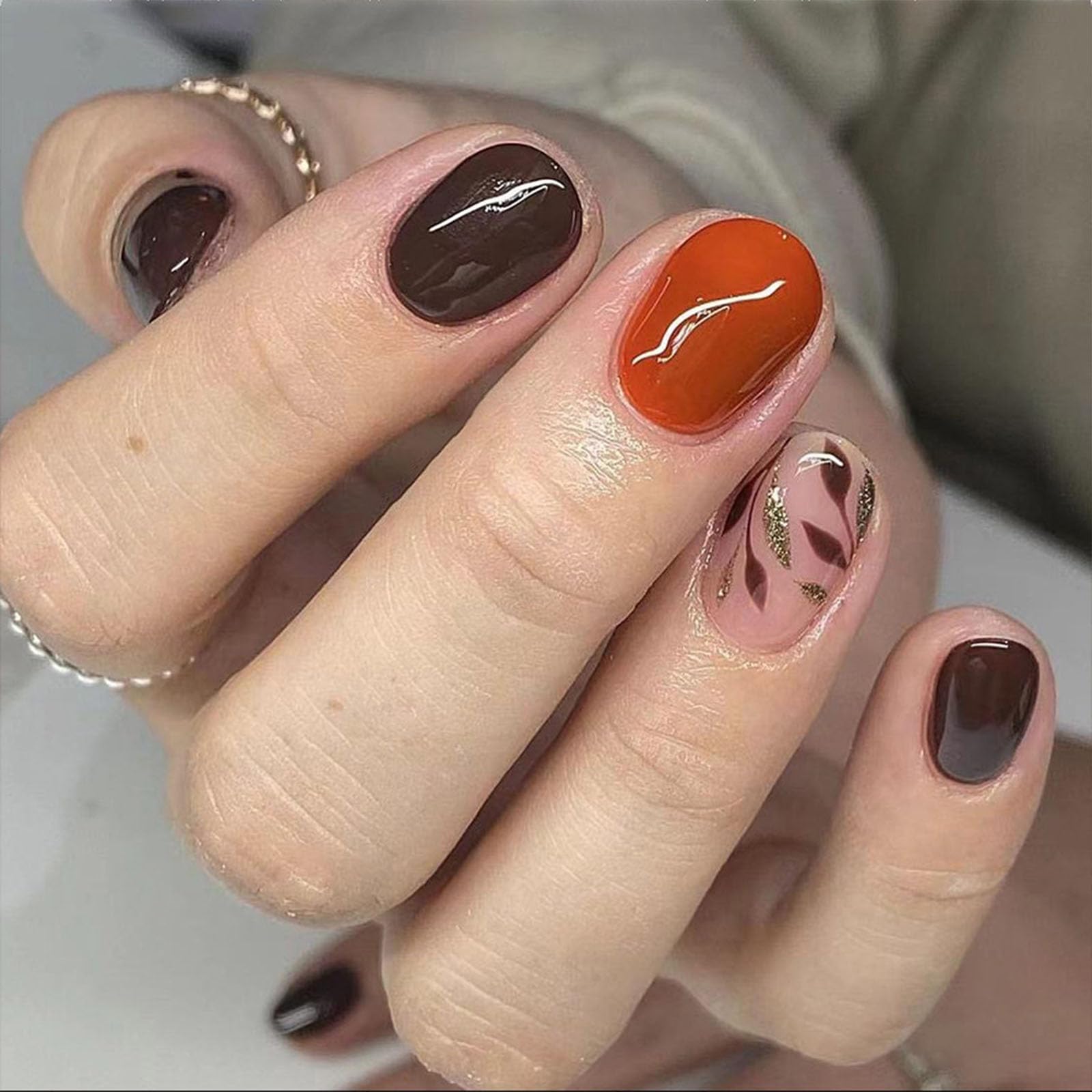 Fall Press on Nails Short Square Fake Nails Brown Nails Press ons with Gold Glitter Designs Glue on Nails Autumn Leaf Thanksgiving Stick on Nails