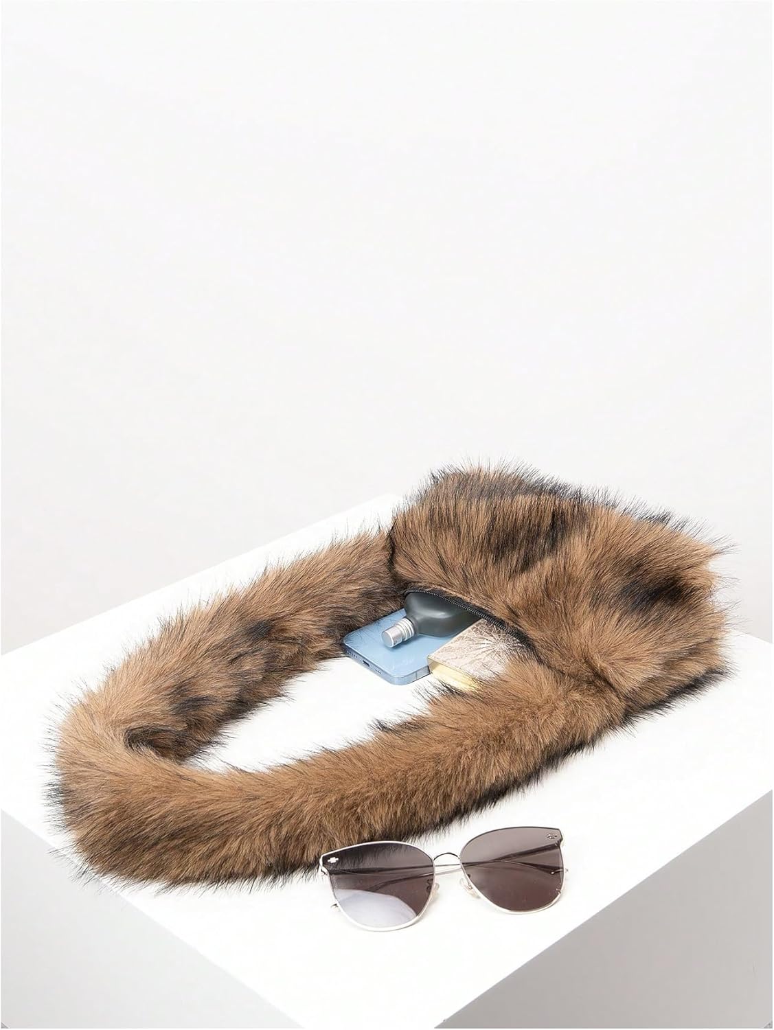 Floerns Women's Cute Fuzzy Shoulder Bag Furry Purse Handbag for Autumn and Winter - Image 6