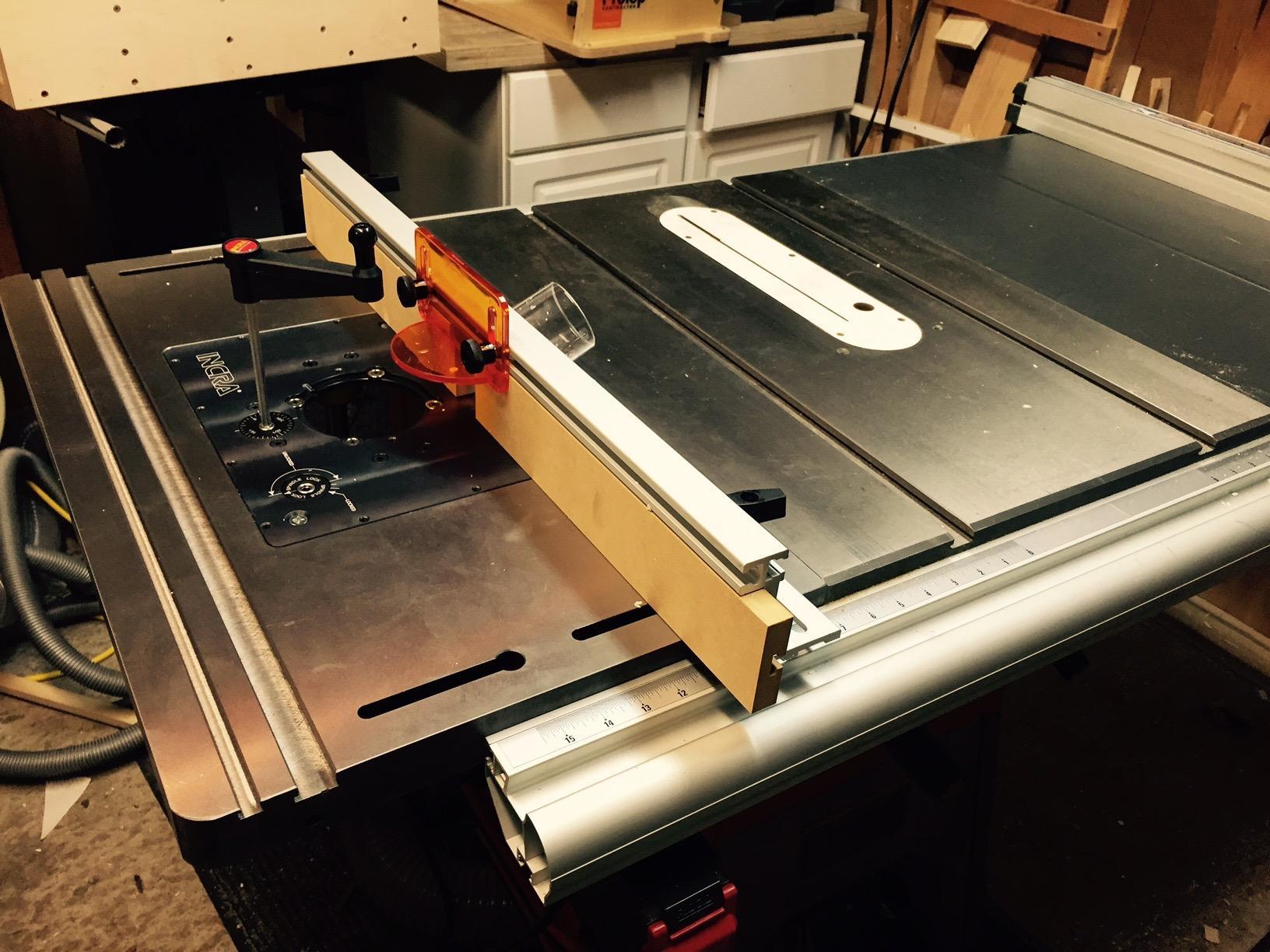 Bench Dog Tools 40102 ProMax Cast Iron Router Table Extension