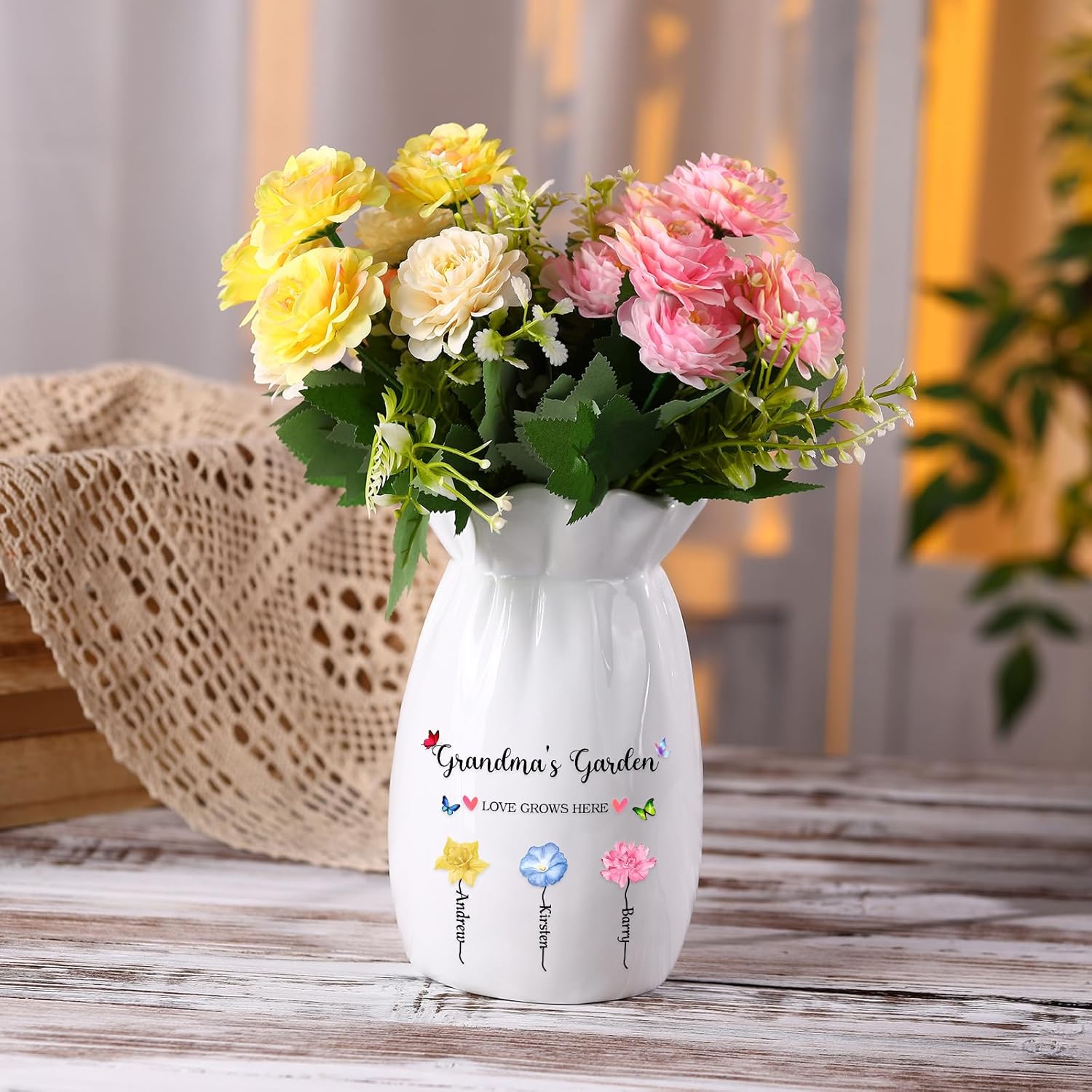 Personalized Garden Flower Vase for Women - Custom 2-6 NamesText Birthflowers Vase Gifts for Mom Mothers Day Housewarming New Home Decor Gifts for Women Her Grandma (3 Names - 4.33''x3.86''x7.68'')