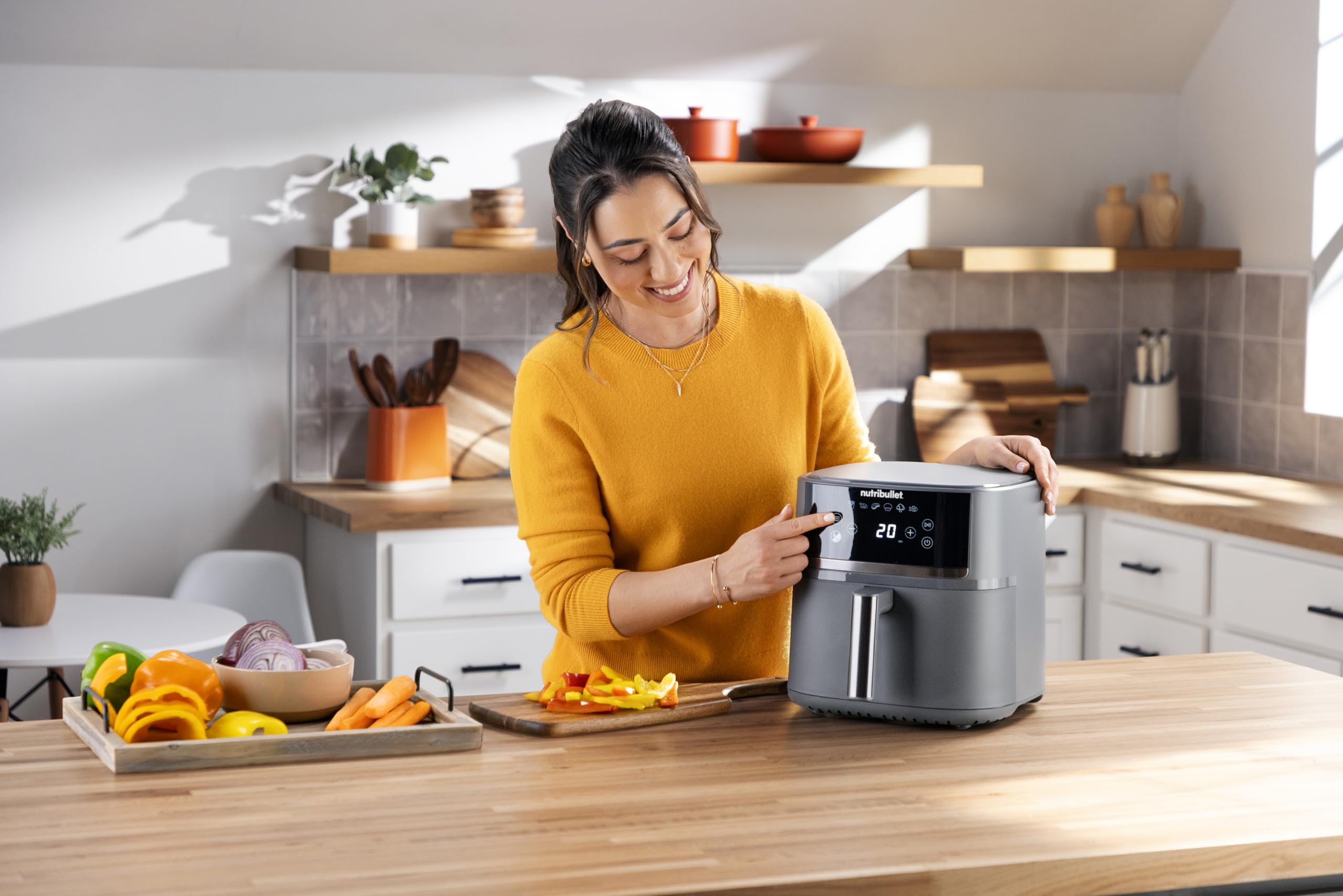 nutribullet Crisplite NBA0611DG, frytkownica powietrzna 6 l, sterowanie cyfrowe 80-200°, bez PFAS, 6 automatycznych ustawień, sterowanie dotykowe, kosz nadaje się do mycia w zmywarce, 1700 W, matowy