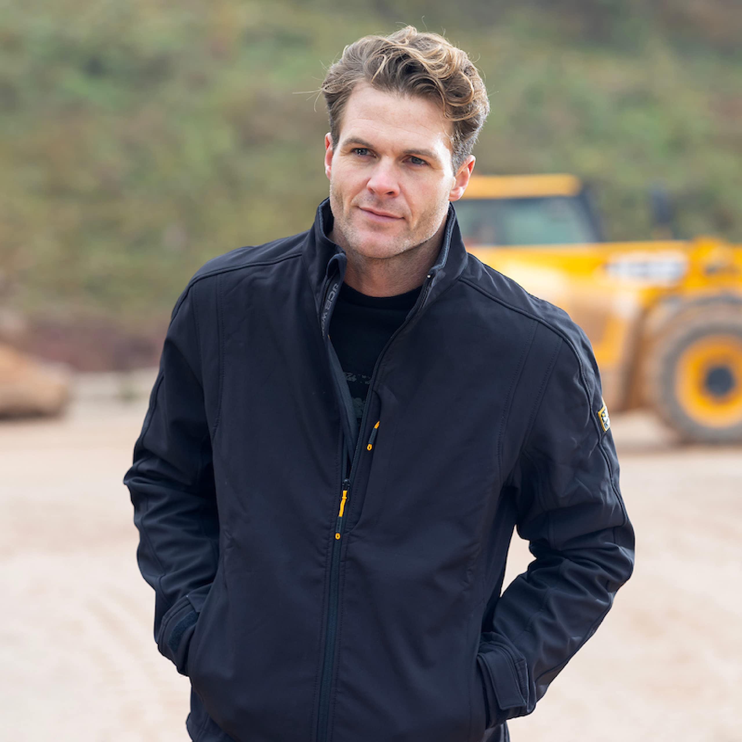 JCB Workwear - Veste Softshell - Veste polaire pour homme - Fermeture éclair intégrale - Poches latérales zippées - Ourlet et poignets réglables - Polyester - Noir