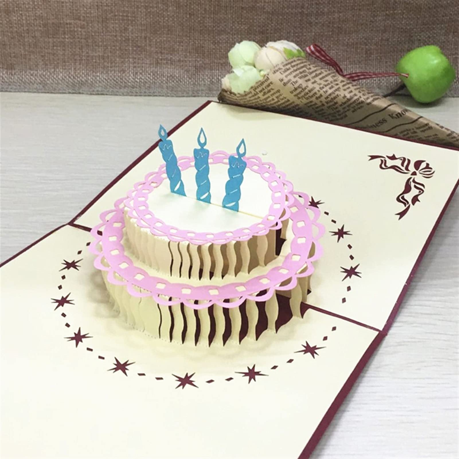 Carte de voeux Gâteau d'anniversaire 3D Pop Up Pop Up Laser Cut Coup de post Cartes-cadeaux de salutation Kraft Kirigami Blank avec enveloppe Cadeaux d'anniversaire 50pcs carte de remerciement