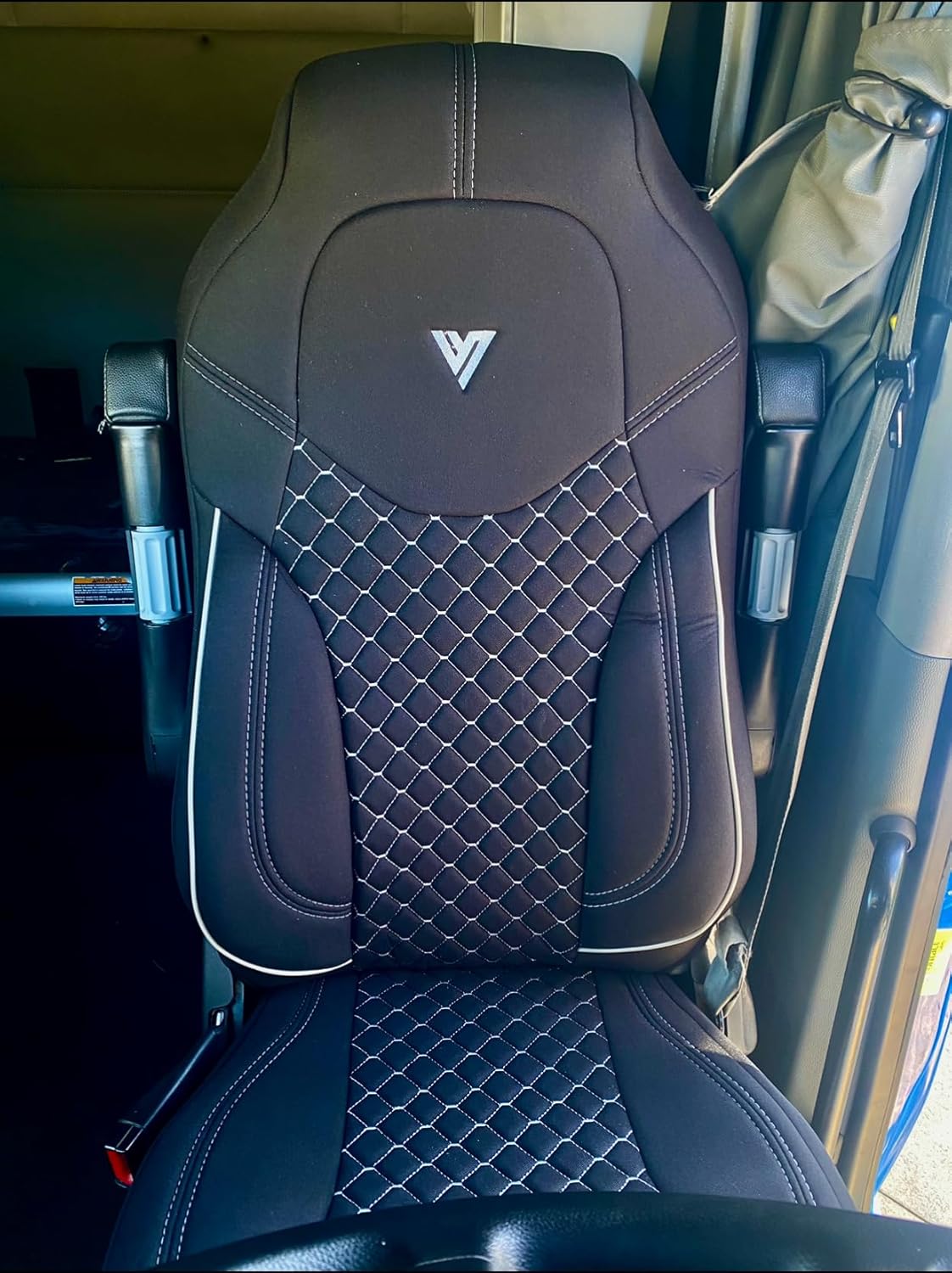 Seat Cover – Compatible with Kenworth T680, T880 & W990 OEM Stock Seats – Durable, Custom Fit, Easy to Install – Premium Interior Protection (Black/Grey)