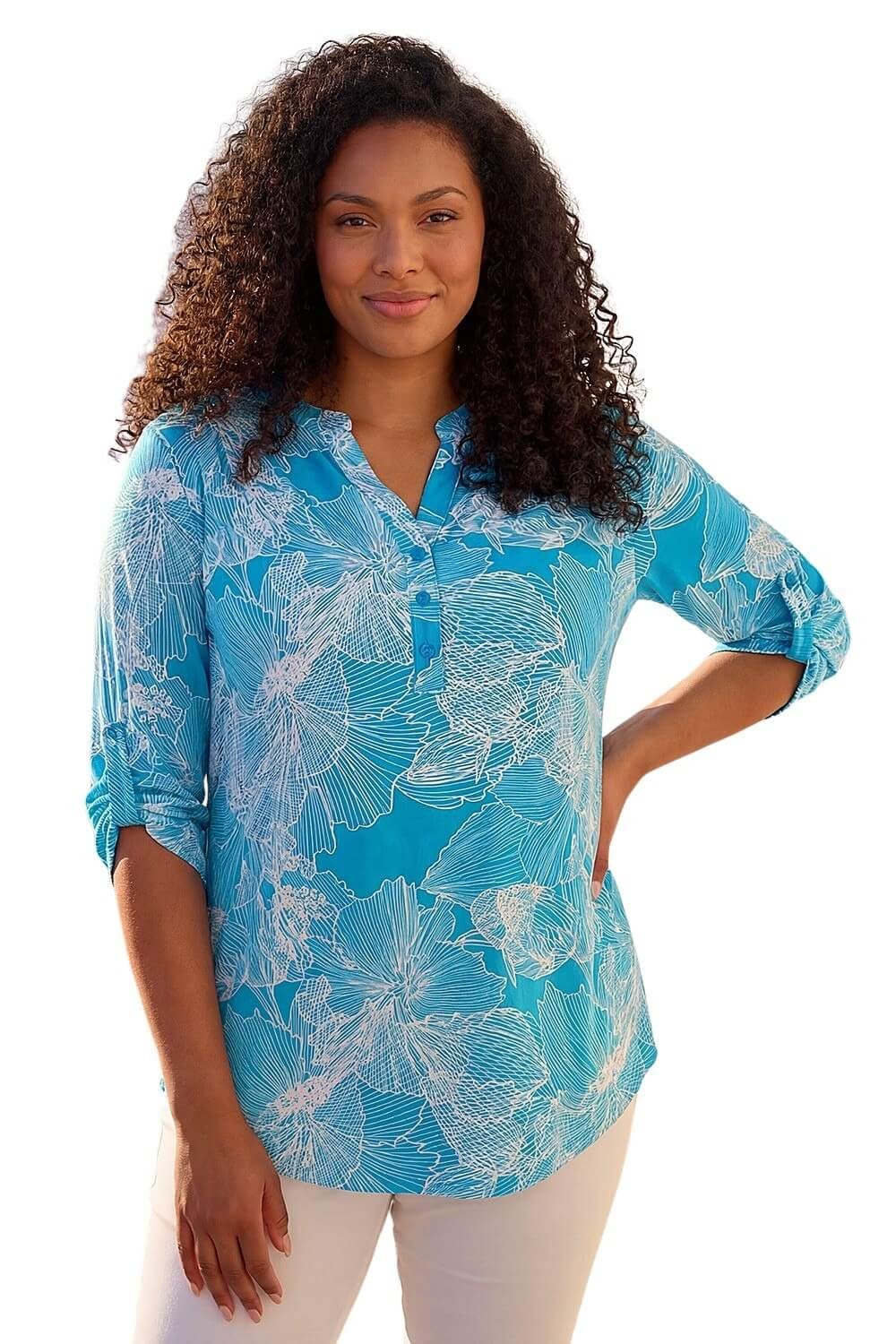 Roman Women's Turquoise Curve Textured Floral Print V-Neck Shirt In Size 20