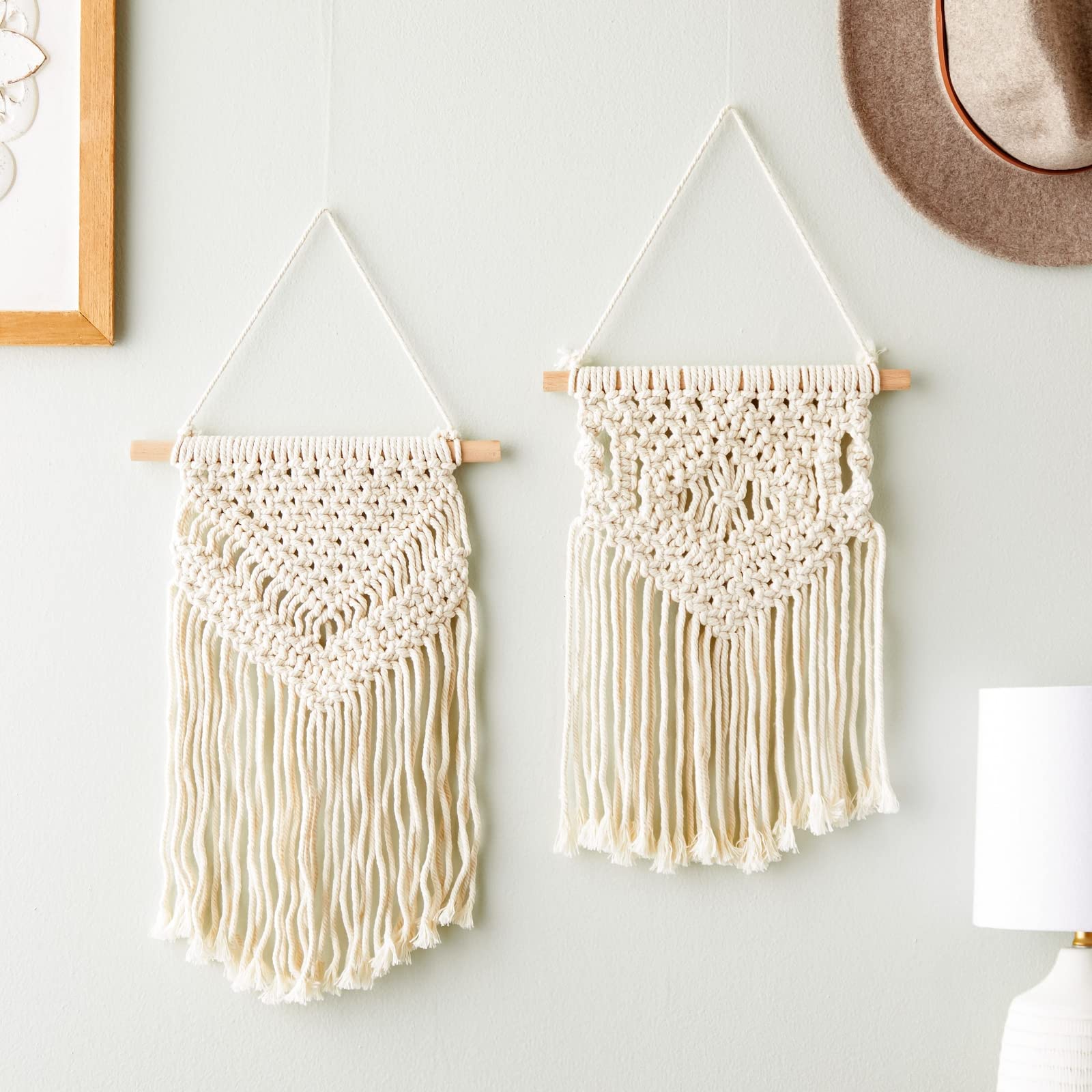 Paquete de 2 colgantes de pared de macramé de estilo bohemio (blanco, 10 x 15 pulgadas), decoración de pared de macramé 2