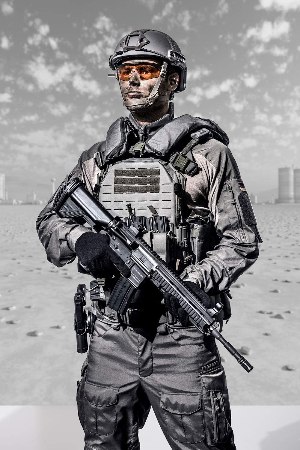 Uvex Apache spec Jagd-Schutzbrille - Schlagfest & Taktisch - Anti-Beschlag, Kratzfest & chemikalienbeständig - Set mit 3 Wechselscheiben & Etui