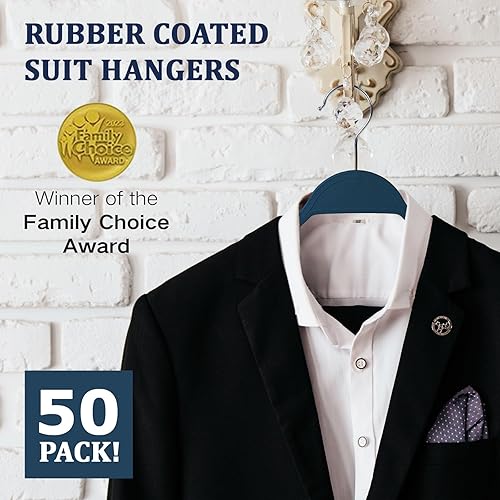 Miniatura 5 de Perchas de plástico resistentes, paquete de 50 perchas antideslizantes con revestimiento de goma con ranuras para los hombros, perchas para trajes