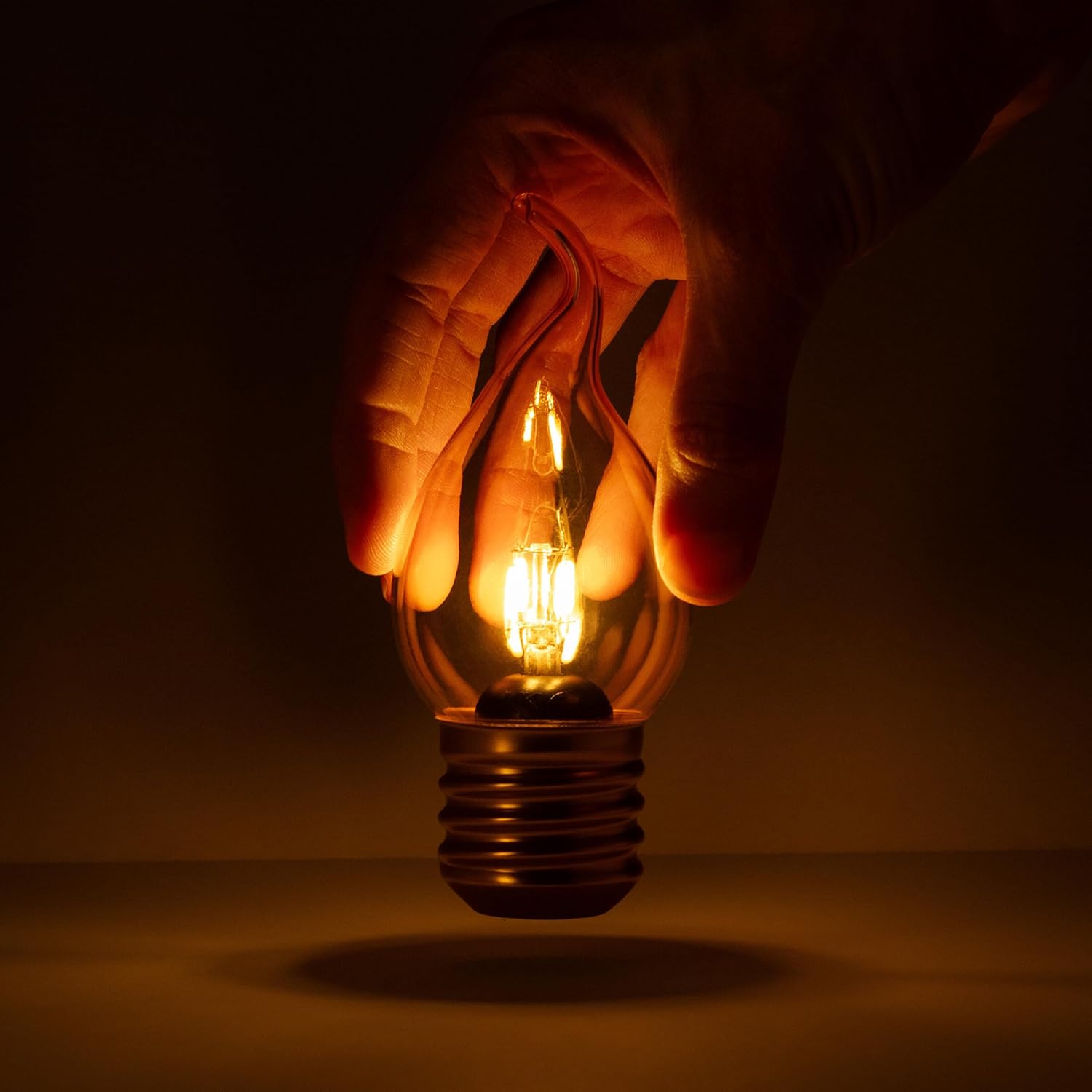 Suck UK Candle Light Bulb - Cordless Lamp - Battery Light Bulbs - Wireless Table Lamp - Cordless Rechargeable Battery - LED Neon Lightbulb - Bedroom Accessories - USB Charging Bedroom Night Lights