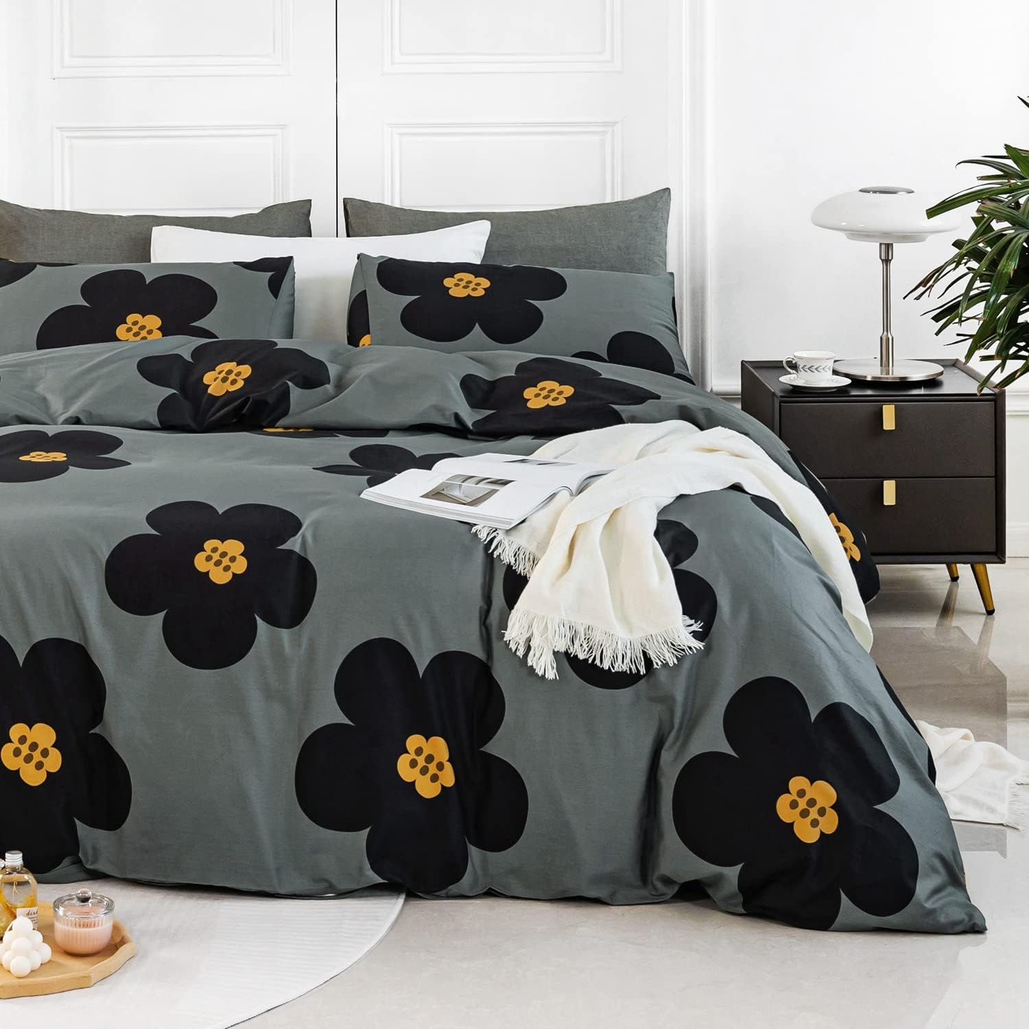 YuHeGuoJi Black Flower Duvet Cover King 100% Cotton 3 Pcs Set 1 Cute Yellow Grey Blossom Patterned Duvet Cover with Zipper Ties 2 Pillowcases Aesthetic Cartoon Botanical Bedding Set Soft - Image 2
