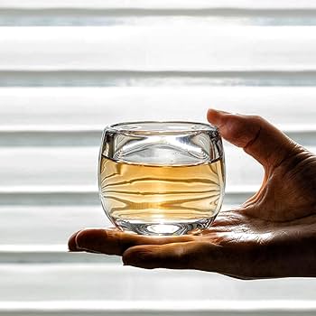 Amazon.co.jp: vonghome 水晶お猪口 盃 職人手作り 吹きガラス