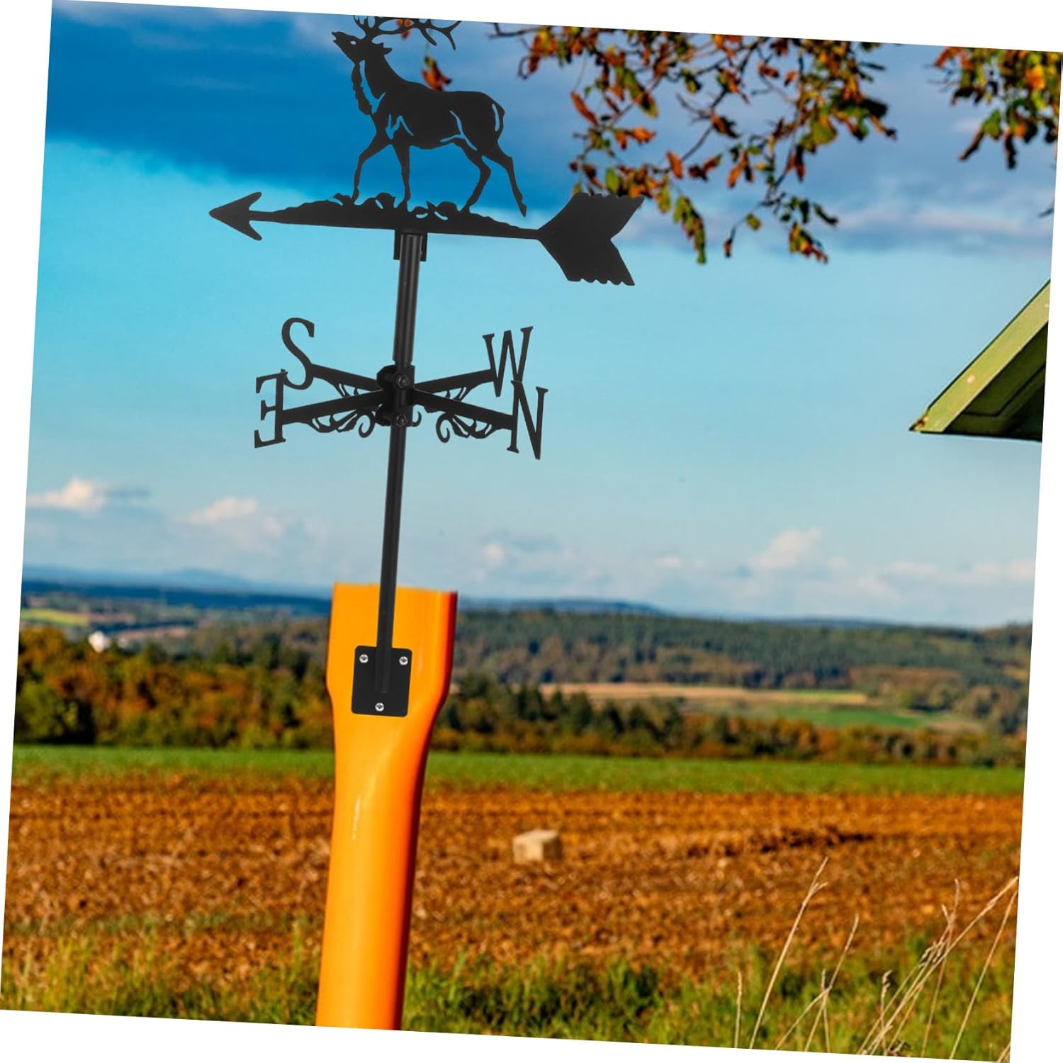 Iron Weather Vane Garden Stake Decorative Weathervane for Outdoor Use Christmas Elk Design Easy to Install Roof Indicator for Wind Direction Lawn Pavilion