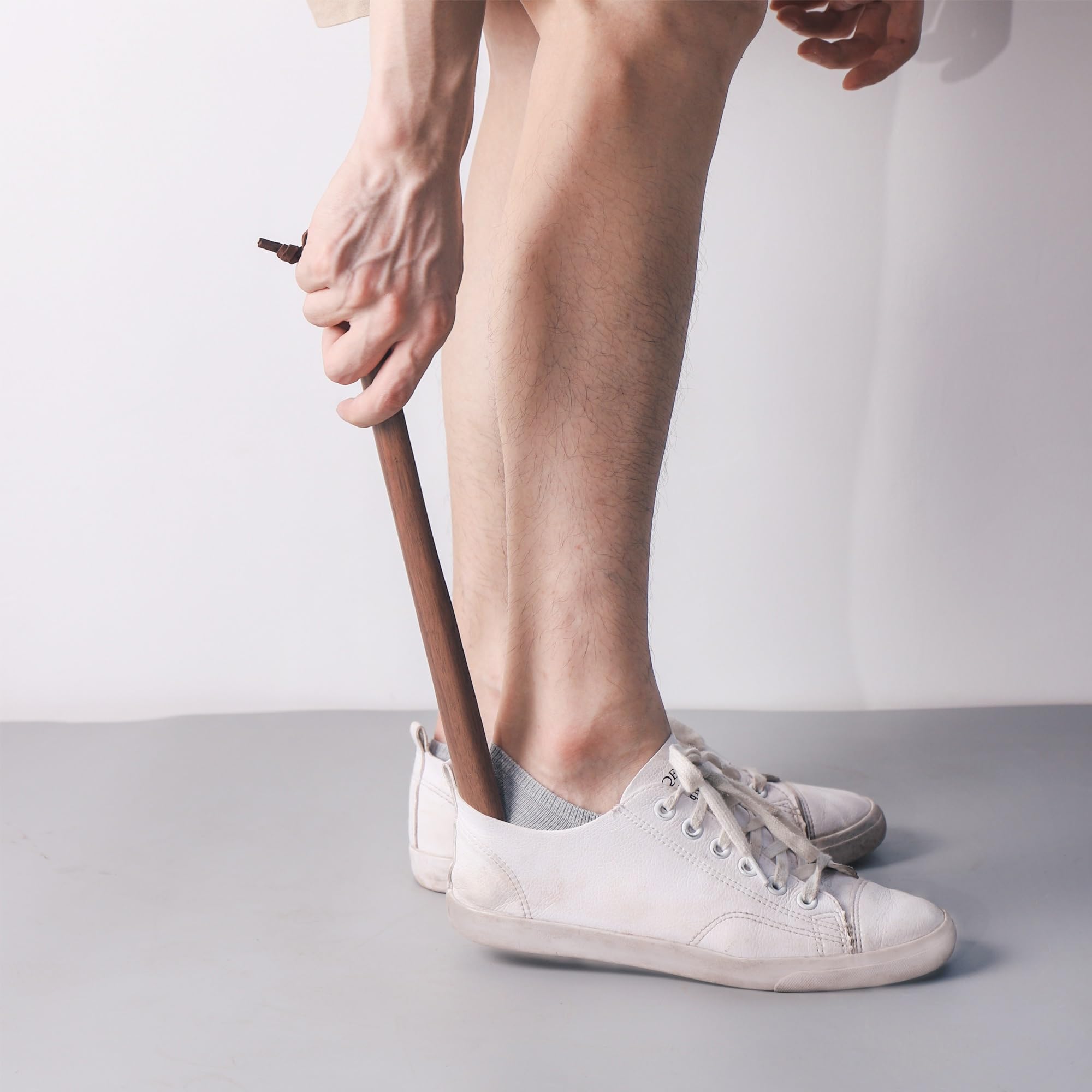 Buty do stóp Małe buty dziecięce Małe buty z litego drewna do domu Przenośny chodzik z krótkim rękawem Mały but do domu Długi róg Rękojeść dla osób
