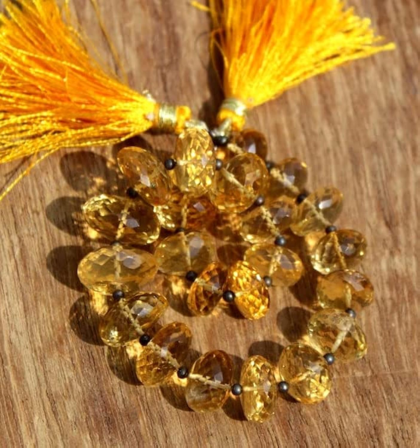 Citrine naturelle facettée contre les bijoux ternes avec ces perles rondelles lumineuses