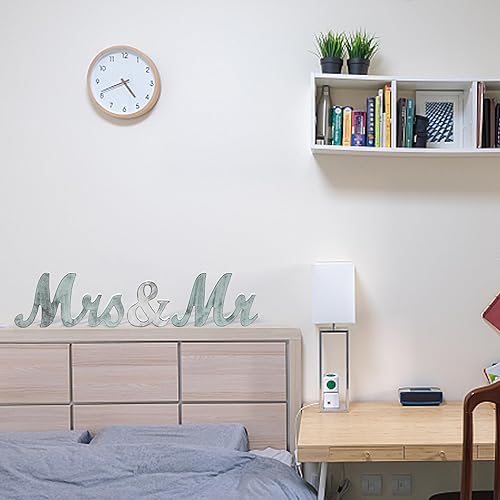 Vista 41 de Letras de madera de Mr & Mrs para mesa de boda, decoración de mesa dorada grande con el señor y la señora cariño, letrero de madera de señor