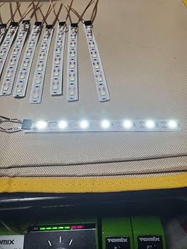 nゲージ室内灯5VテープLED白色　50本 覇王さん専用 Amazon.co.jp: nゲージ室内灯 5V テープLED 白色 ⑥ : おもちゃ
