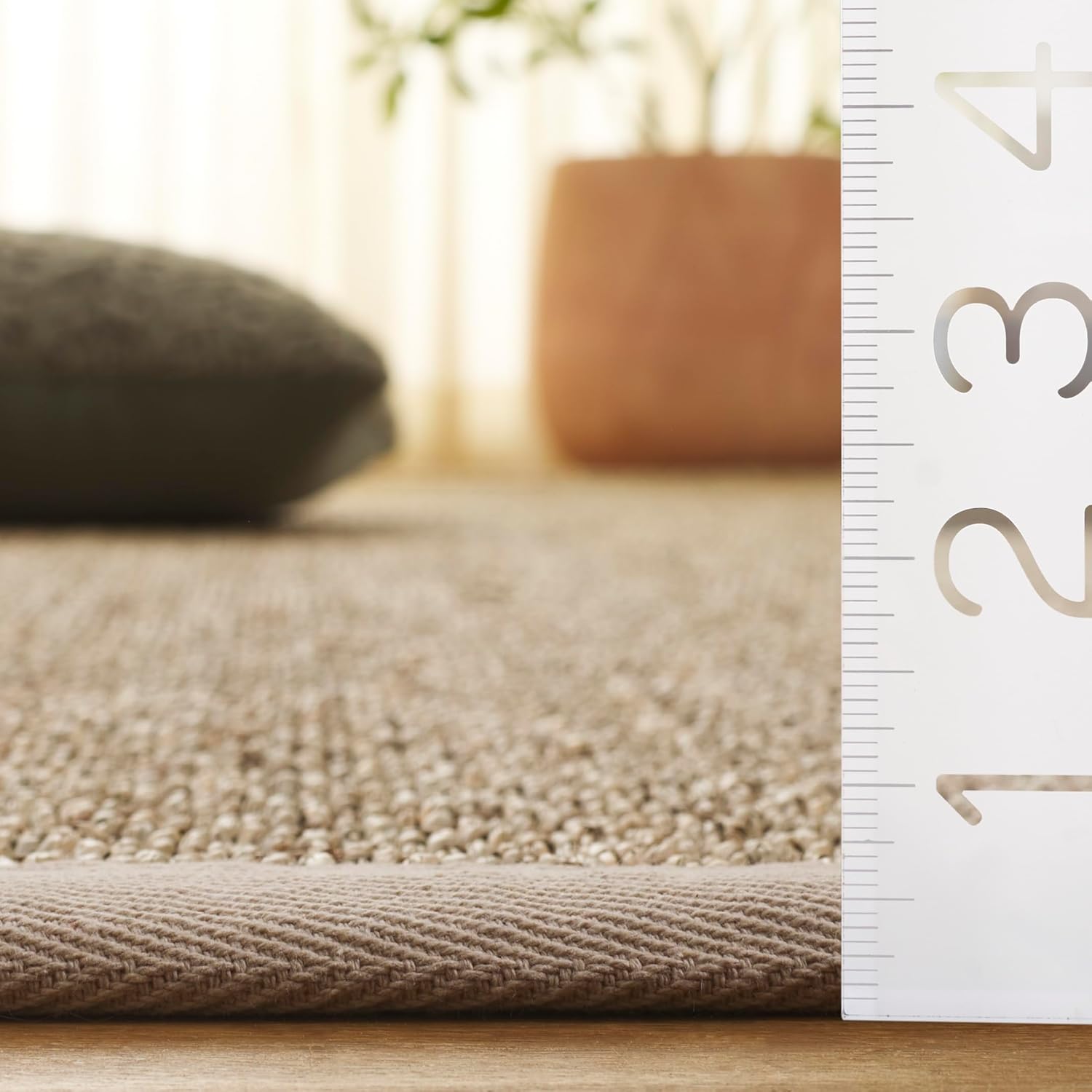 SAFAVIEH Area Rug 8x10 - Natural Fiber Collection - Large - Natural & Ivory, Seagrass, Ideal for Living Room, Bedroom, Dining Space (NF111J)