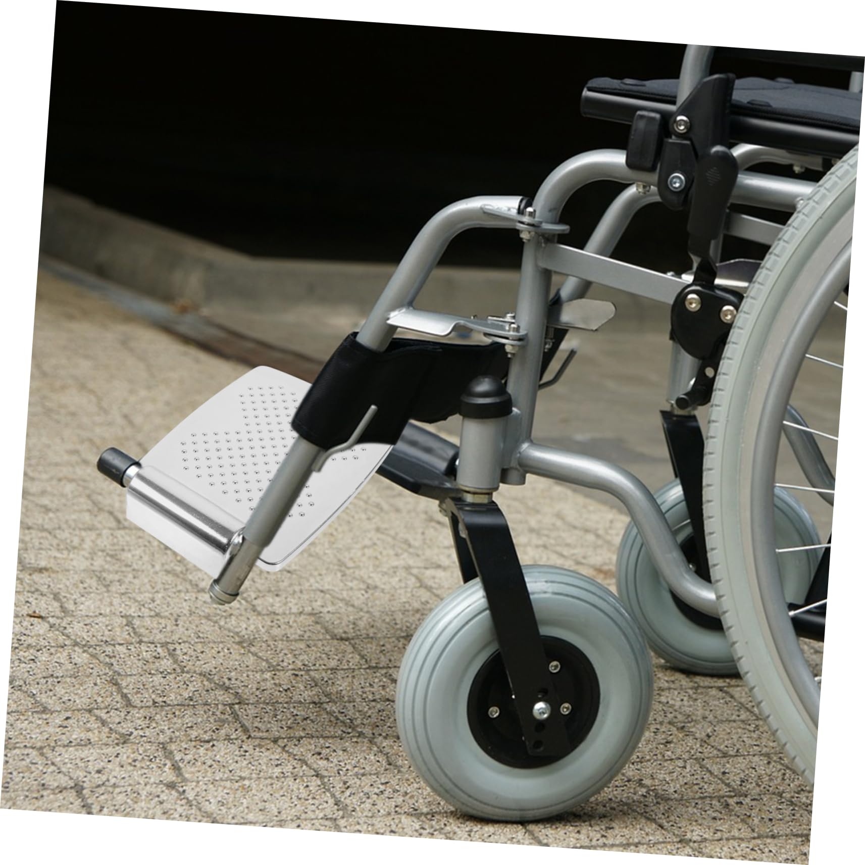 Reposapiés Elevables Aplicables para Silla de Ruedas 2 Piezas, Placa de Aluminio de 7 Pulgadas, Diseño Resistente y Ergonómico, Accesorios para Movilidad y Uso Doméstico, Soporte