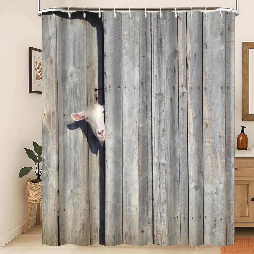 Rideau de salle de bain animalier pour une décoration de chalet en bois cosy
