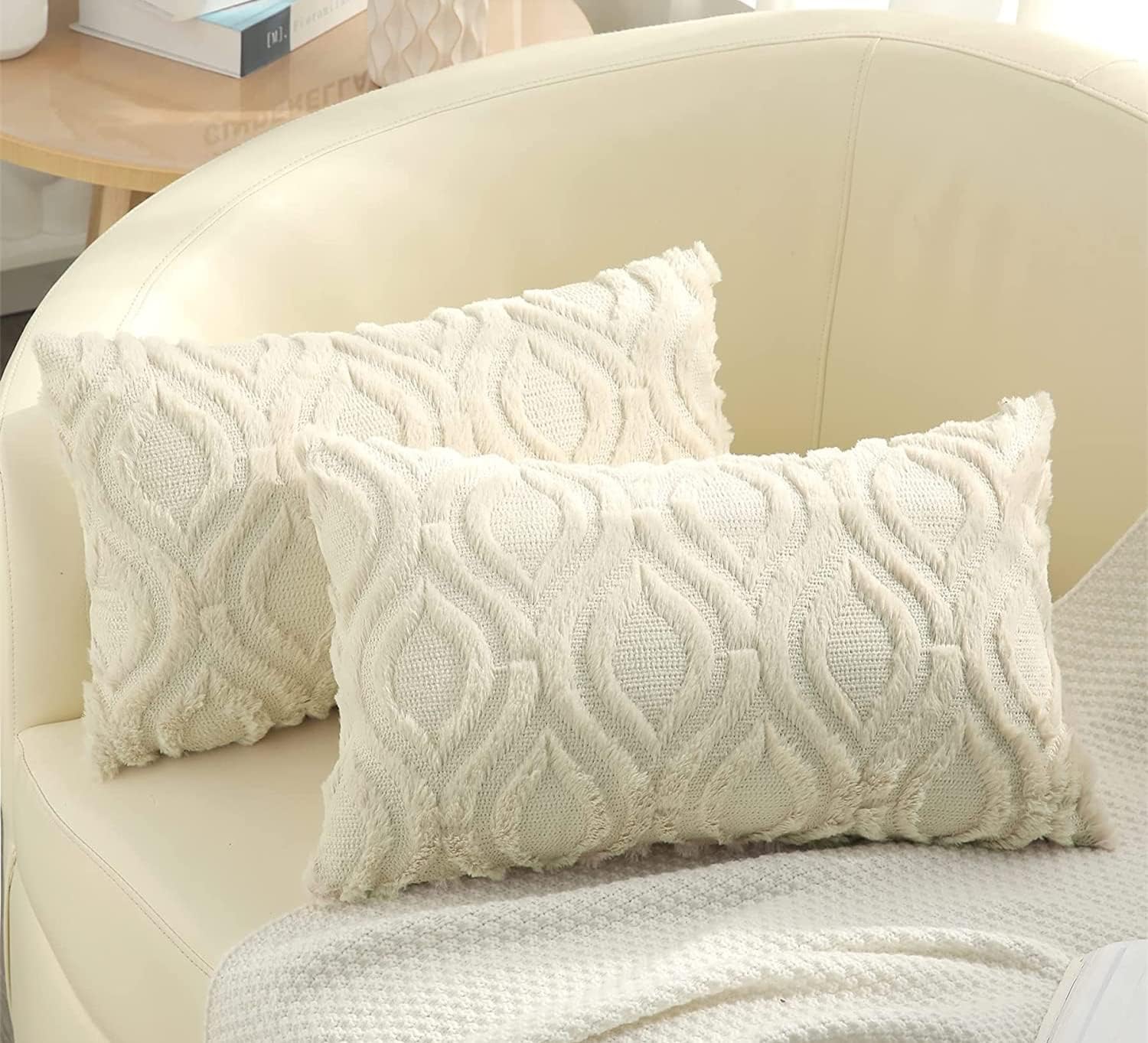 decorUhome Decorative Throw Pillow Covers 18x18 +12x20 Soft Plush Faux Wool Couch Pillow Covers Set of 4, Beige