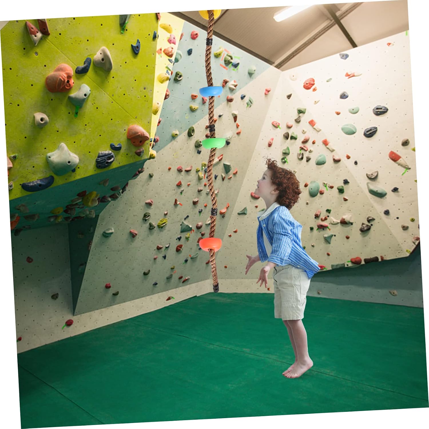 SUPVOX Climbing Rope with Disc Swing for Outdoor Backyard Play Equipment Safe Iron Wood Ladder for Boys and Exercise and Entertainment Random Color
