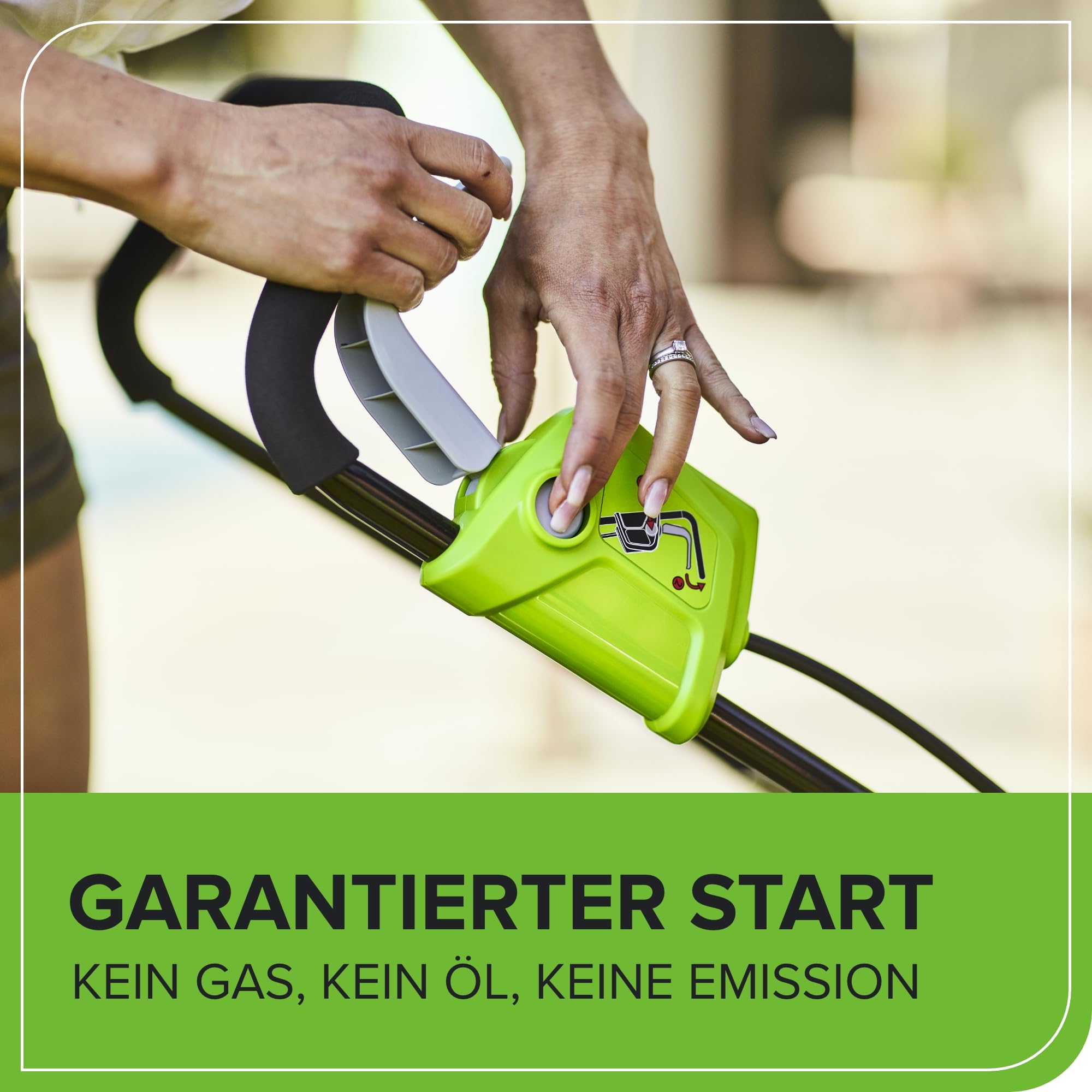 Greenworks Tondeuse à Gazon sans Fil pour Pelouses Jusqu'à 400m², Largeur de Coupe de 35cm G40LM35 & Batterie 40V 4Ah et Chargeur Universel Puissance 2A - GSK40B4 Plus Batterie 40V 5Ah - G40B5