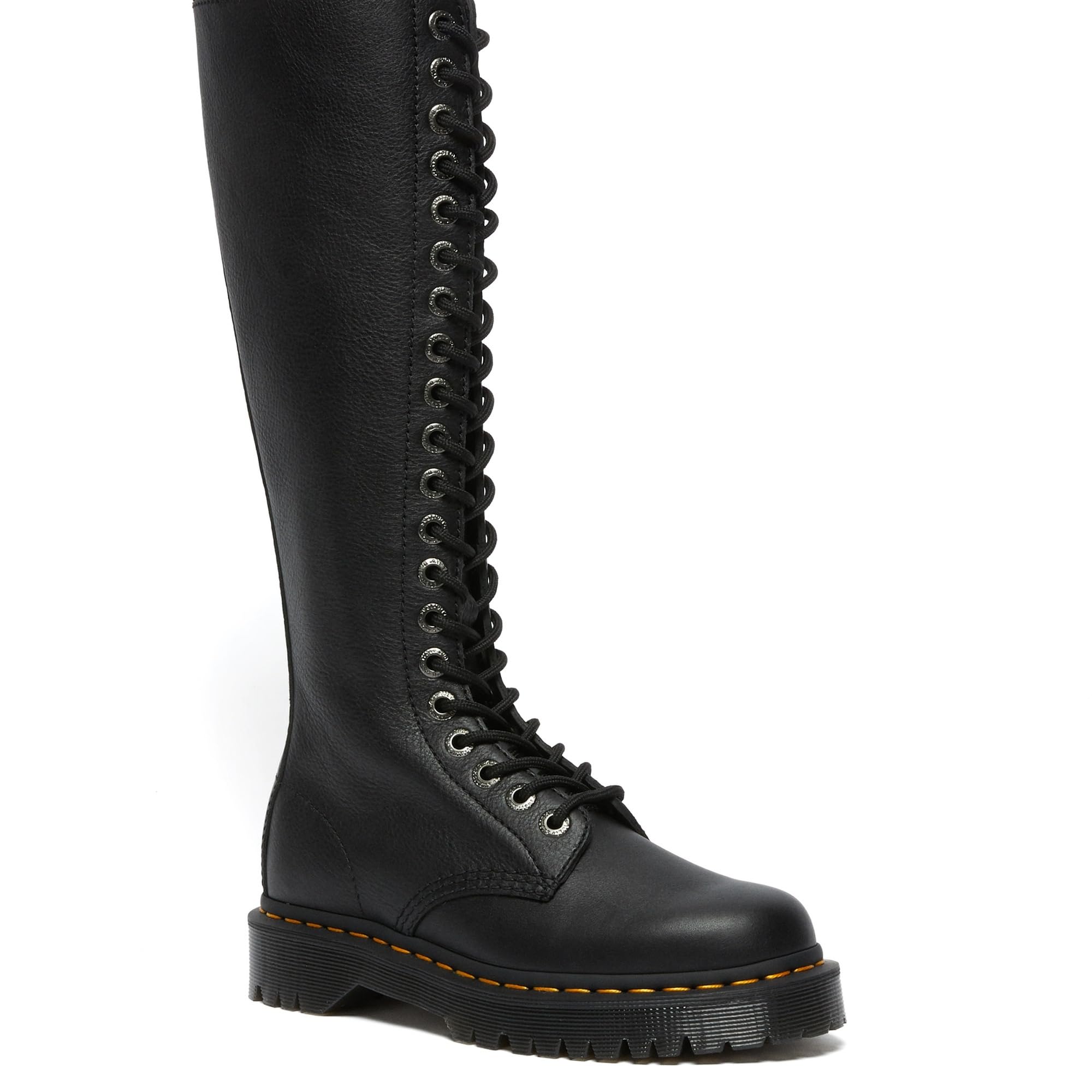 Dr. Martens 1B60 Boot