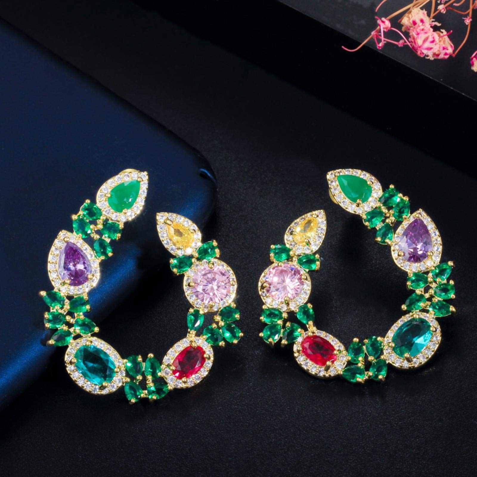 Salan Women's Yellow,Green,Gold Zircons Unique Flower Leaf Design Elegant Yellow Gold Plated Big Round Green Emerald Earrings For Jewelry Gift