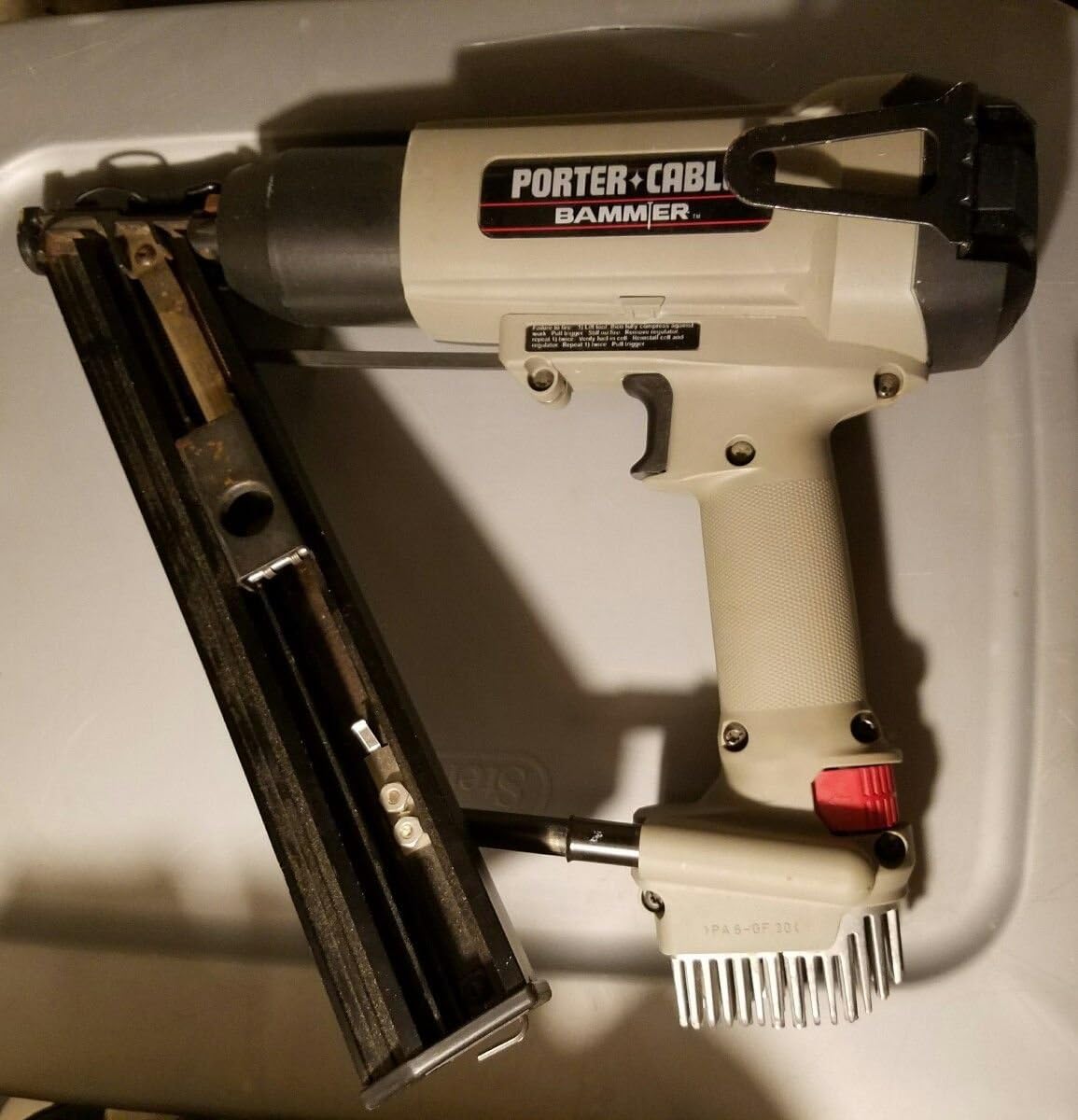 PORTERCABLE CDA250 BAMMER 15 Gauge, Cordless 21/2" Angle Nailer Kit