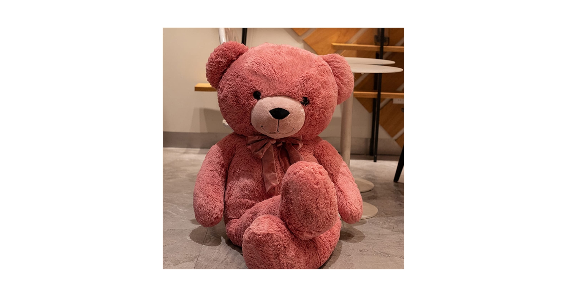 27日まで値下げ　クッションテーブル　大　レッド　くまさんがら 27日まで値下げ クッションテーブル 大 レッド くまさんがら