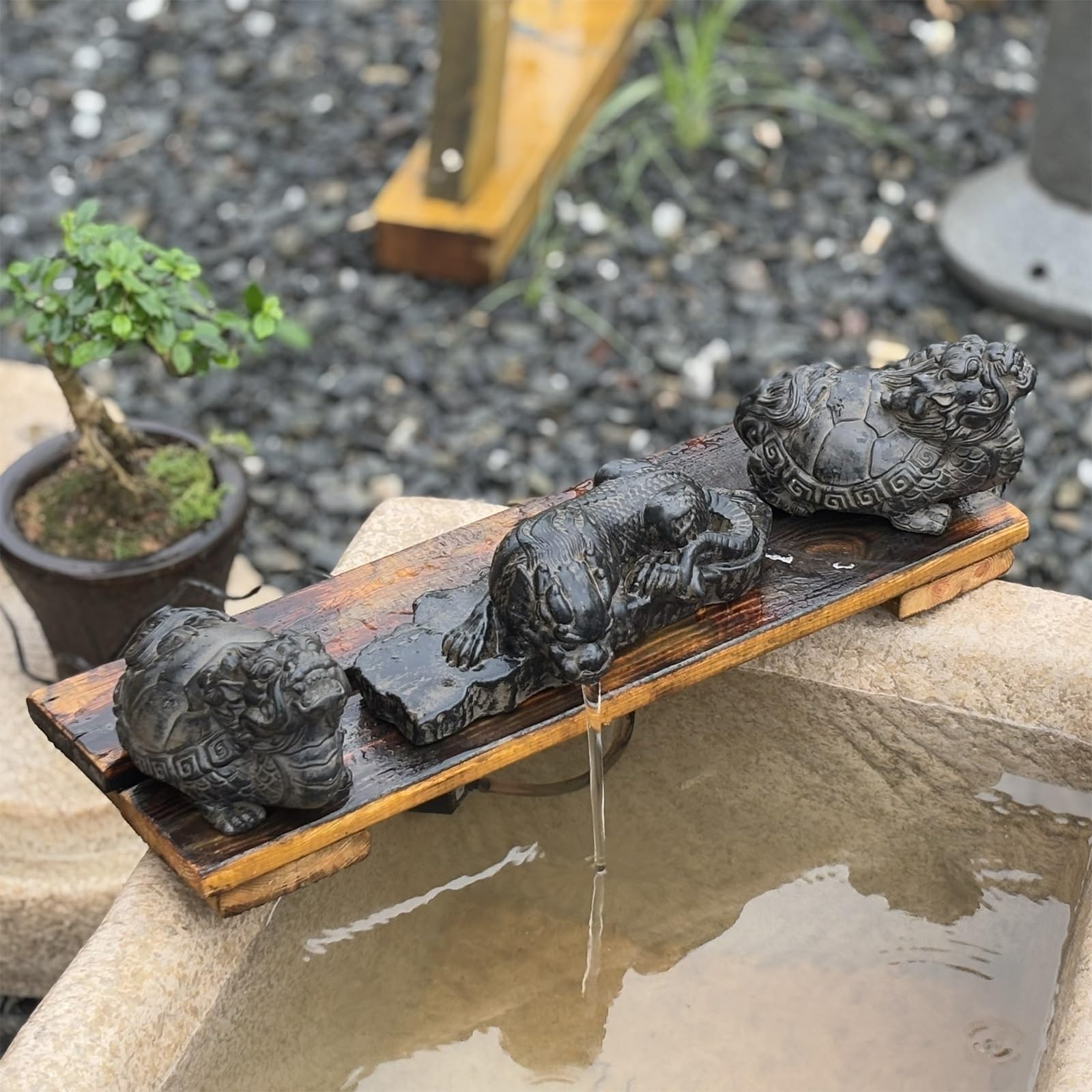 Cracheurs d'étang, Fontaines pour bassins d'animaux, Décoration d'étang Peinte à la Main, Sujet Cracheur pour Donner Vie à Votre Bassin de Jardin