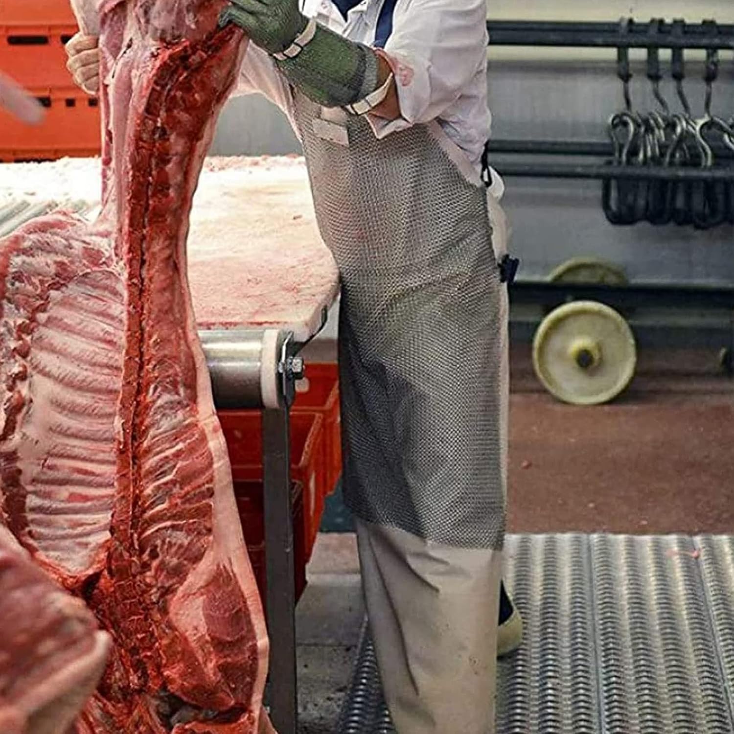 Chainmail Apron for Butcher, Cut Resistant Protective Apron, Safety Work Bib for Meat Processing (L)