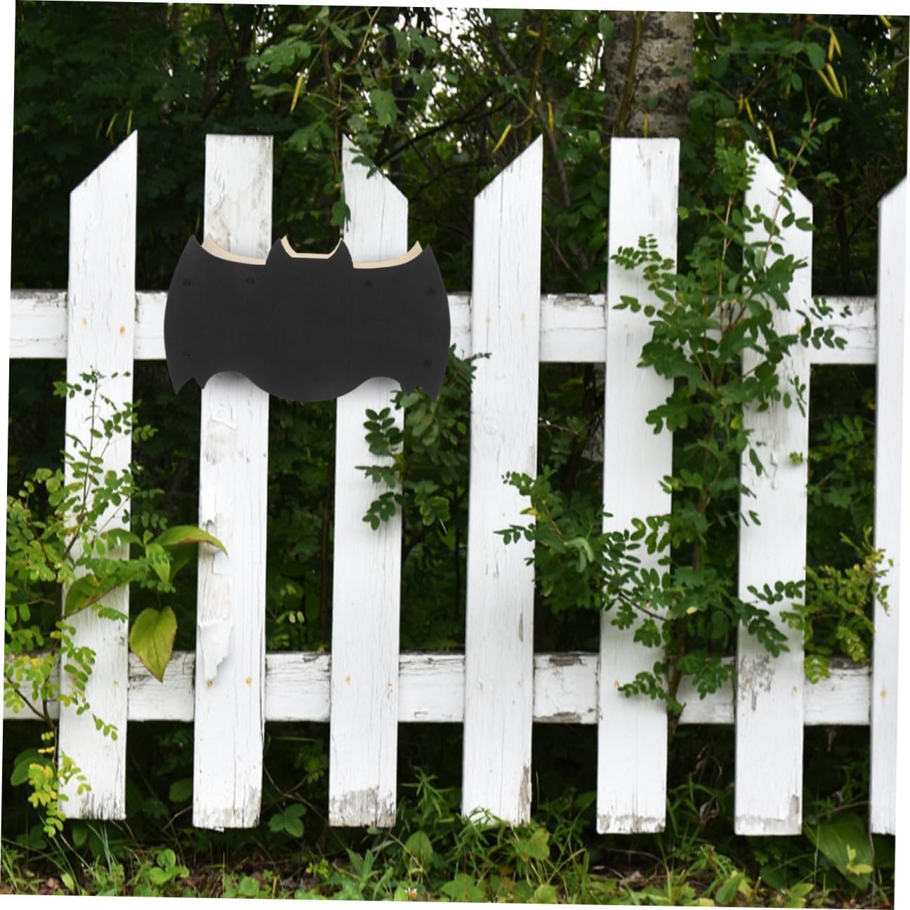 Sturdy Bat House Weatherproof Bat Box Bat Shelter Wooden Construction Easy to Install for Outdoor Gardens Backyards