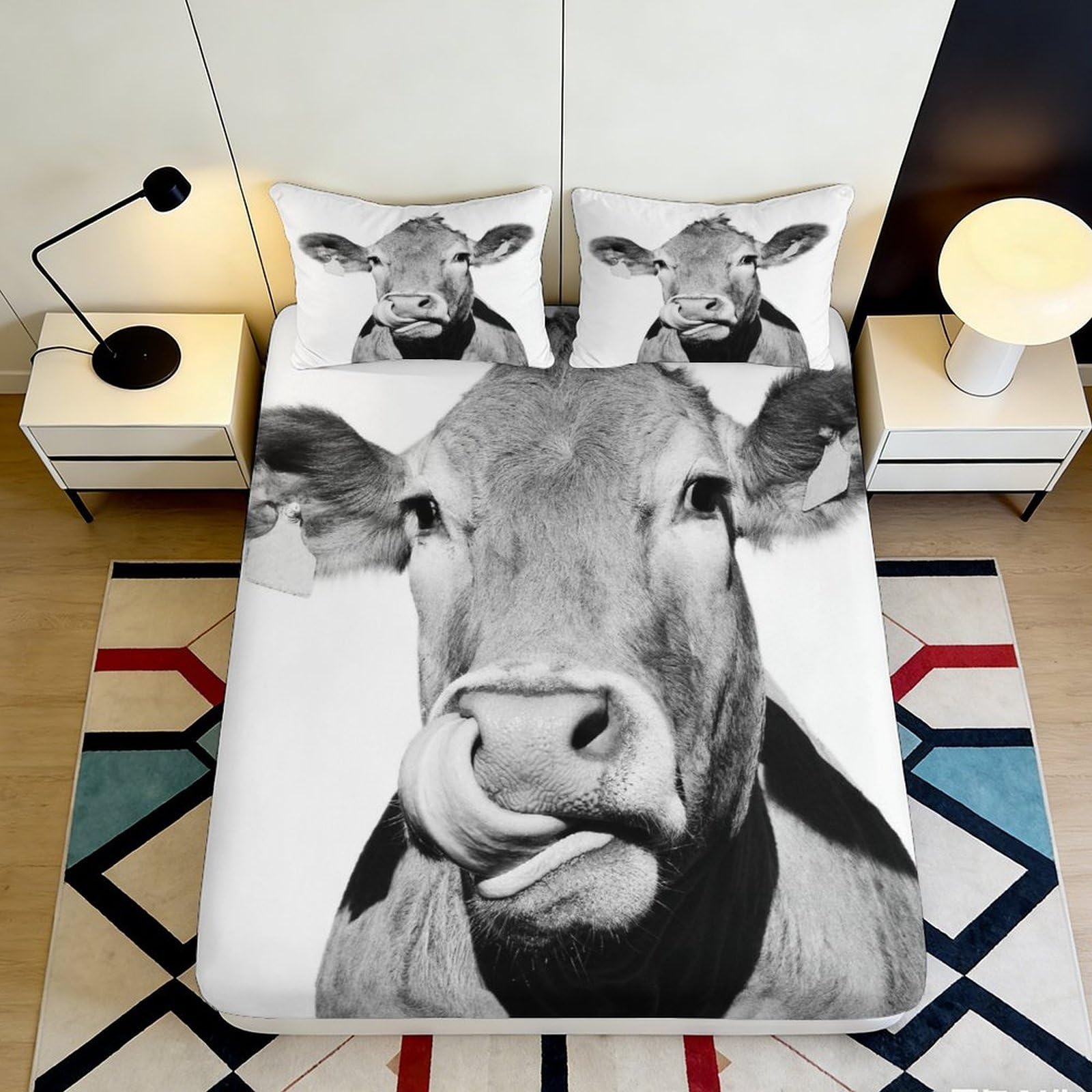 3D Printed Black and White Cow Pattern Fitted Sheet Microfiber Soft Breathable Cow Face Bed Cover for Bedroom Dormitory Guest Room Mattress Protection 140x200x25cm
