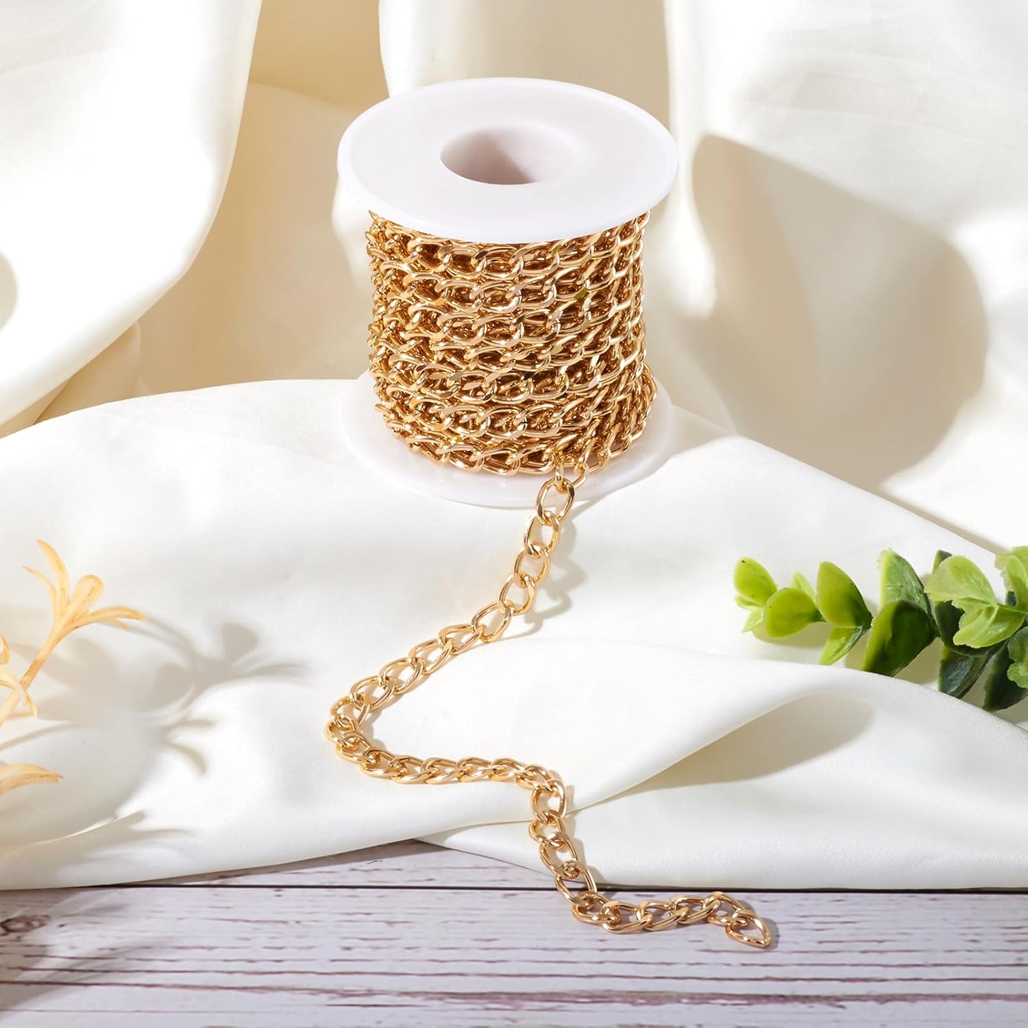 Craftdady 16.4 Feet Aluminum Curb Chain Link Gold Twisted Cable Cross Chain Unwelded 10x6.5mm with Spool for Bracelet Necklace Tassel Earring Jewelry Making - Image 4