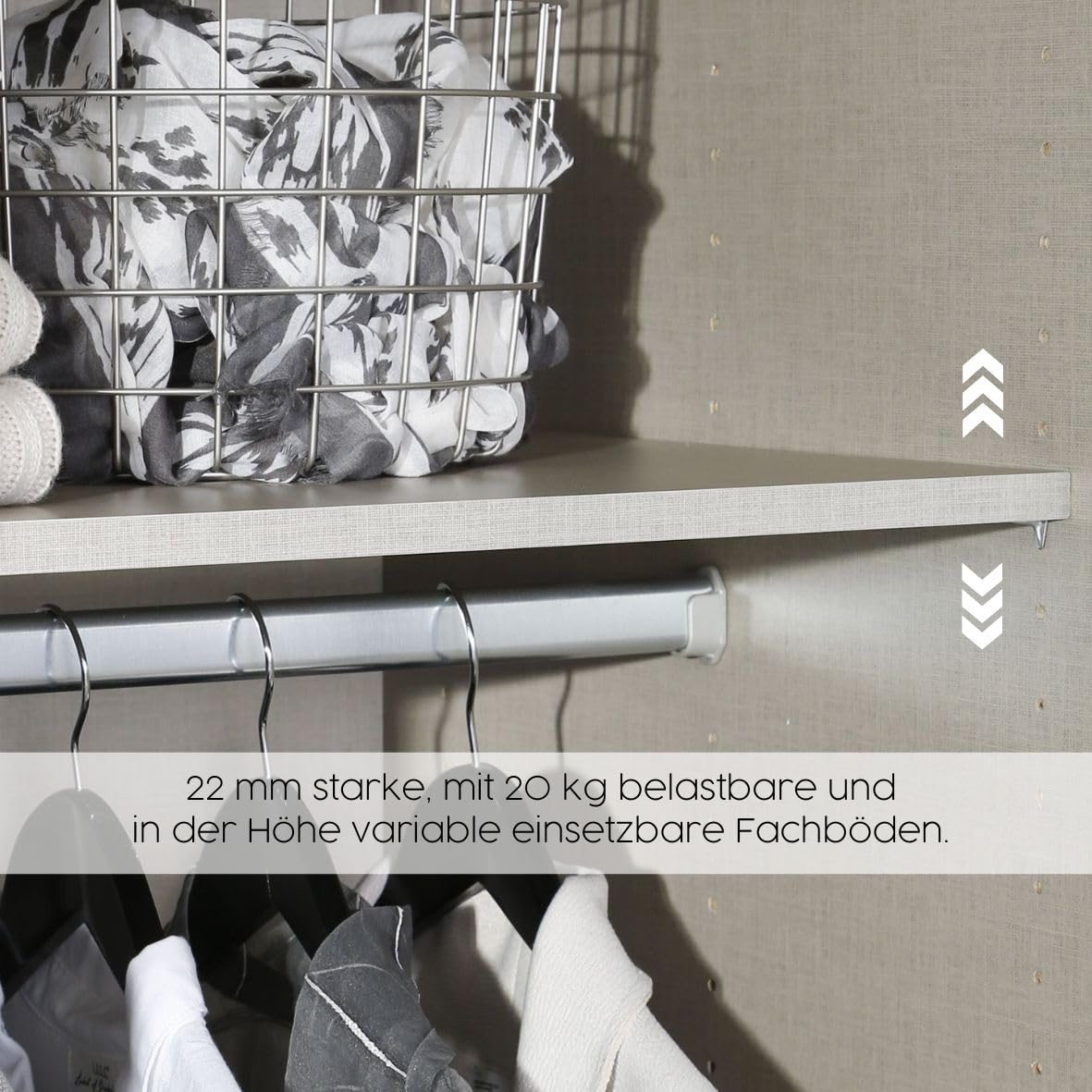 Rauch Möbel Costa, Kleiderschrank für Schlafzimmer, Kinderzimmer, Babyzimmer, Jugendzimmer, Flur, Garderobe 3-türig, 2 Schubladen, Push-to-Open, Farbe Weiß, Breite 136 cm