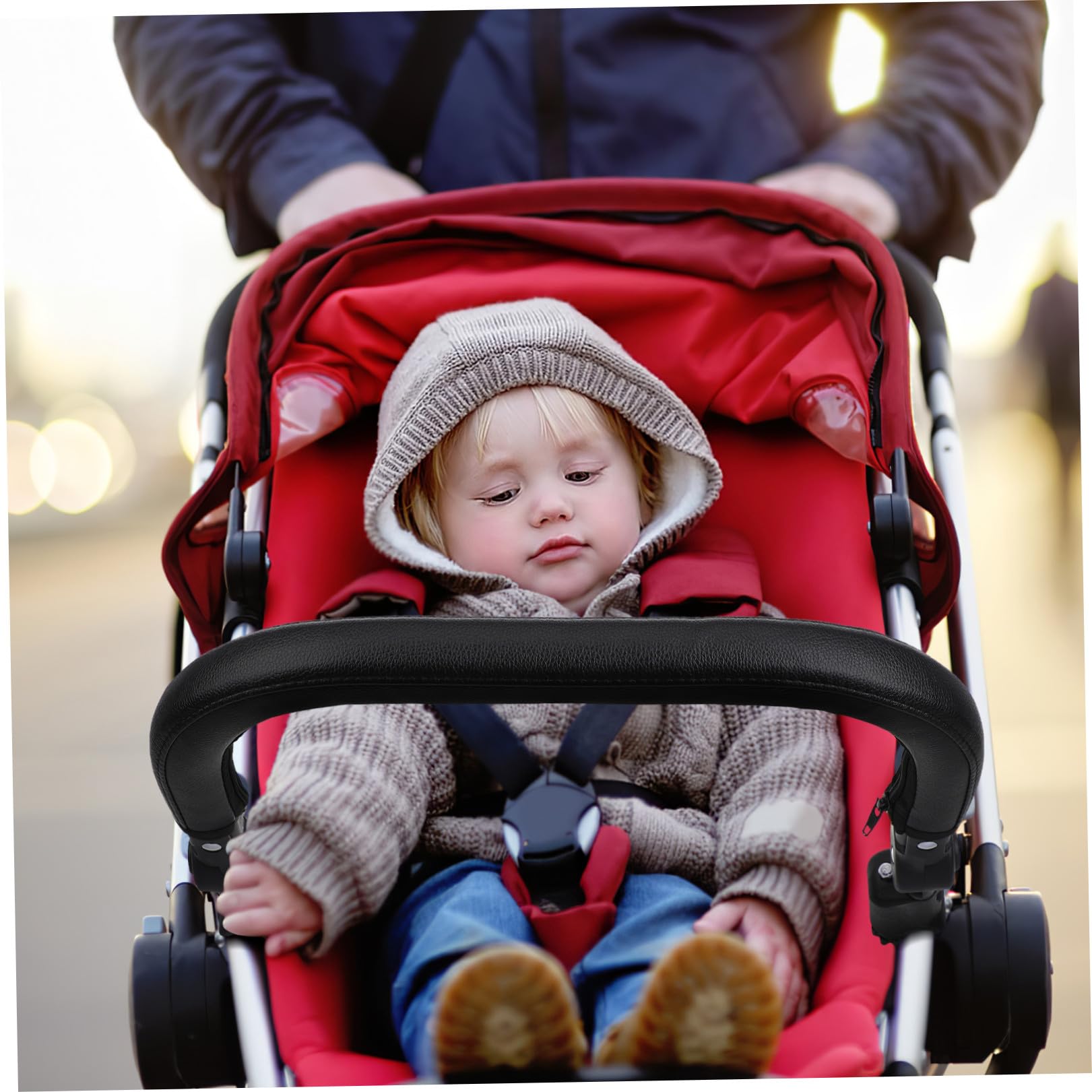 Bracciolo Passeggino Regolabile in PU Pelle e Ferro Barra Paraurti con Pulsanti Staccabili per Accessori Passeggini Sostituzione Pratica e Resistente Compatibile con Oltre dei