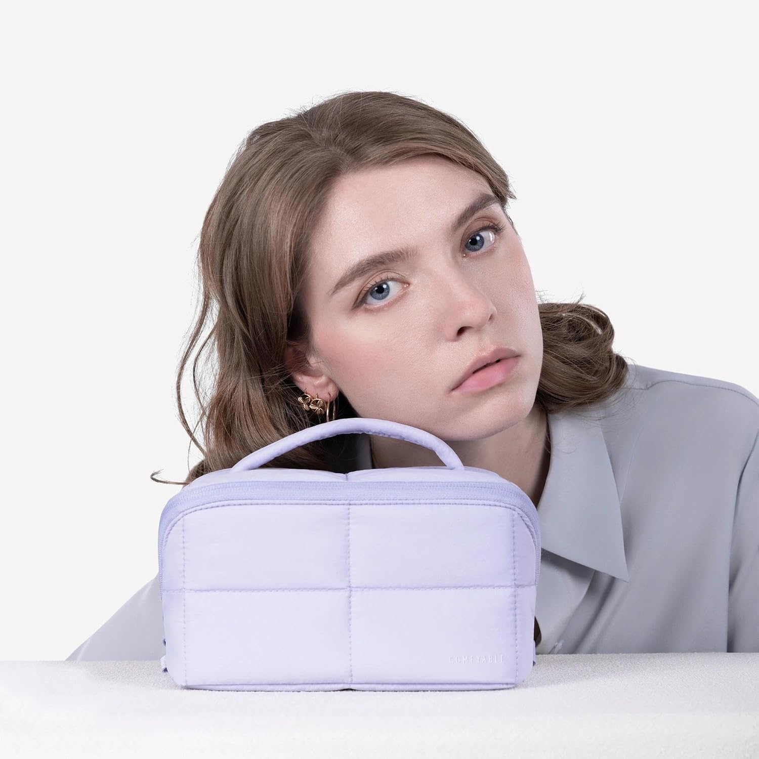Comfyable Puffy Makeup Bag for Women, Compact Cosmetic Organiser for Girl, Cute Lightweight Travel Pouch, Open Flat Water-Repellent Make Up Bag, Lavender