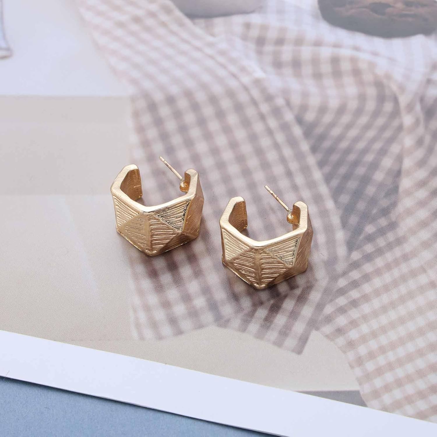 Boho Chunky Irregular Hoop Earrings Metal C Shape Earrings Gold Open Hoop Earring Geometric Drop Earring for Women - Image 7