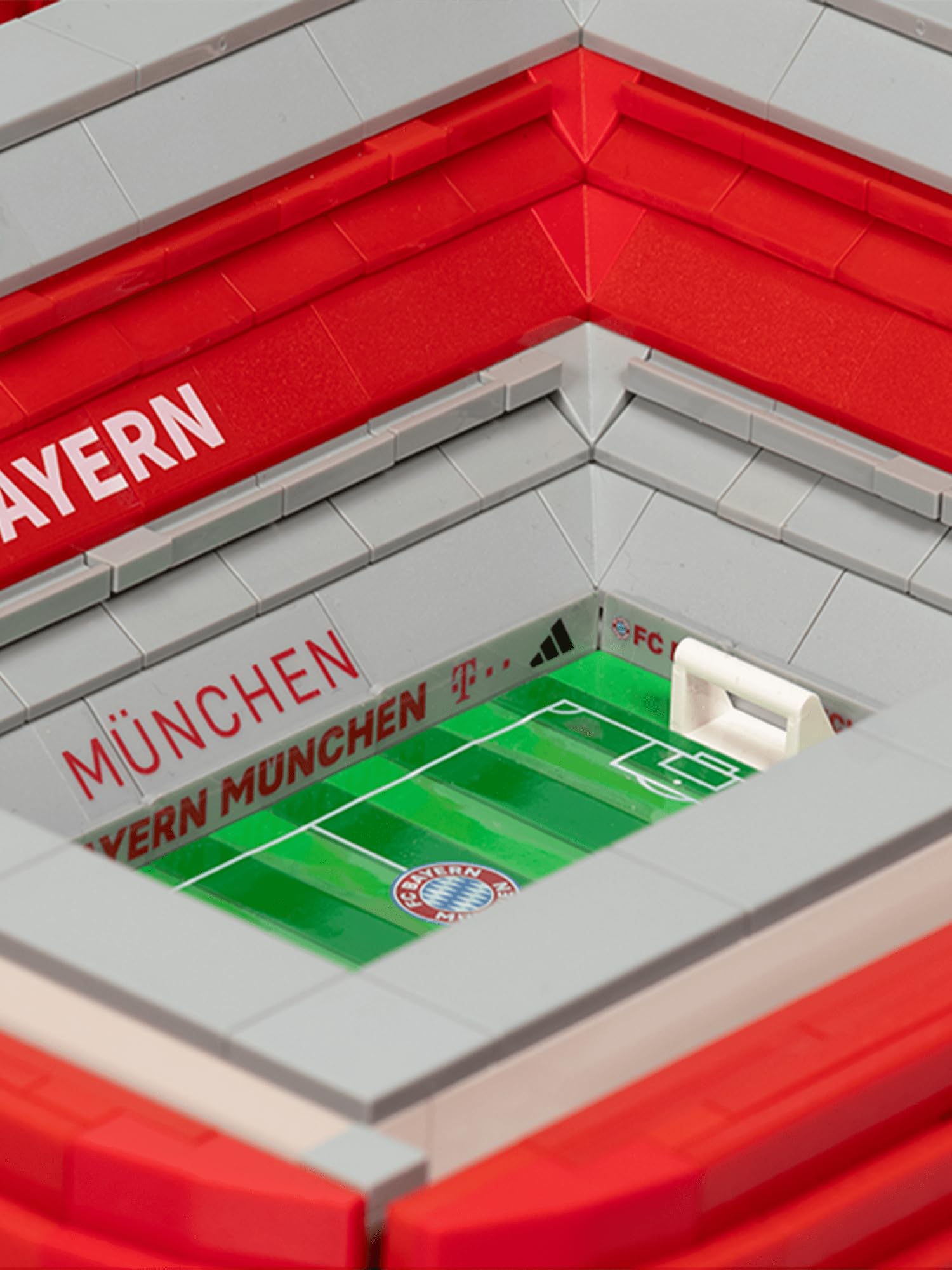 FC Bayern München Klemmbausteine Arena großes Set (Rot) I 1152 Teile Allianz Arena Bauspielzeug für Erwachsene & Kinder ab 6 Jahren I Offiziell lizenziert