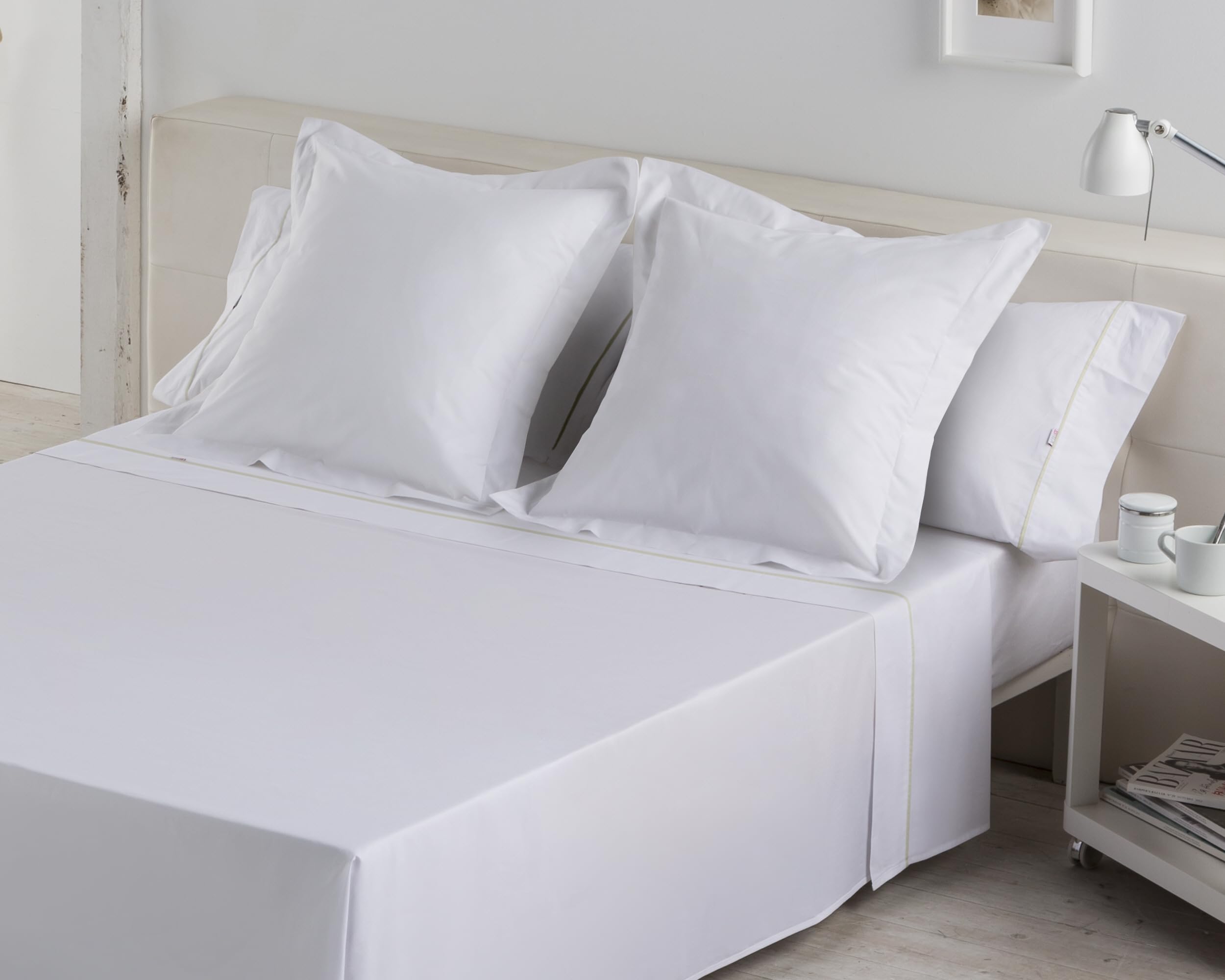 Juego de sábanas color blanco Cama de 180 (4 piezas) - 100% algodón - 144 hilos. Gramage: 115