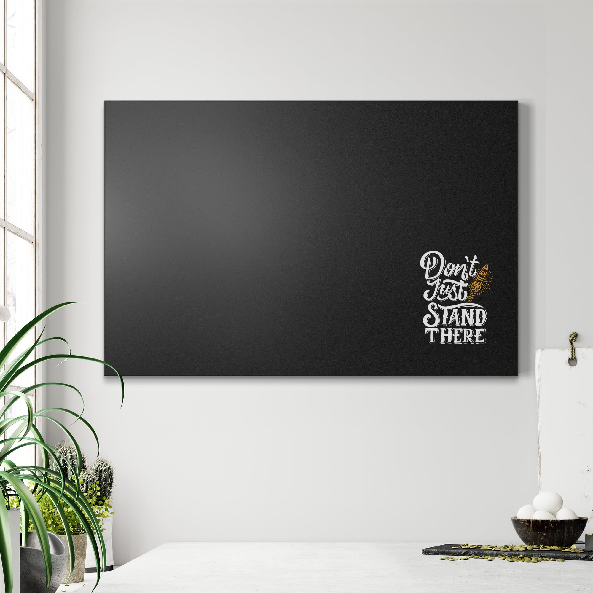DEQORI Magnetyczna tablica do pisania kredą z nadrukiem UV | motyw "Träume ab" | prostokątna tablica 90 x 60 cm | metalowa tablica kredowa do pisania – dekoracja ścienna do kuchni, korytarza, pokoju