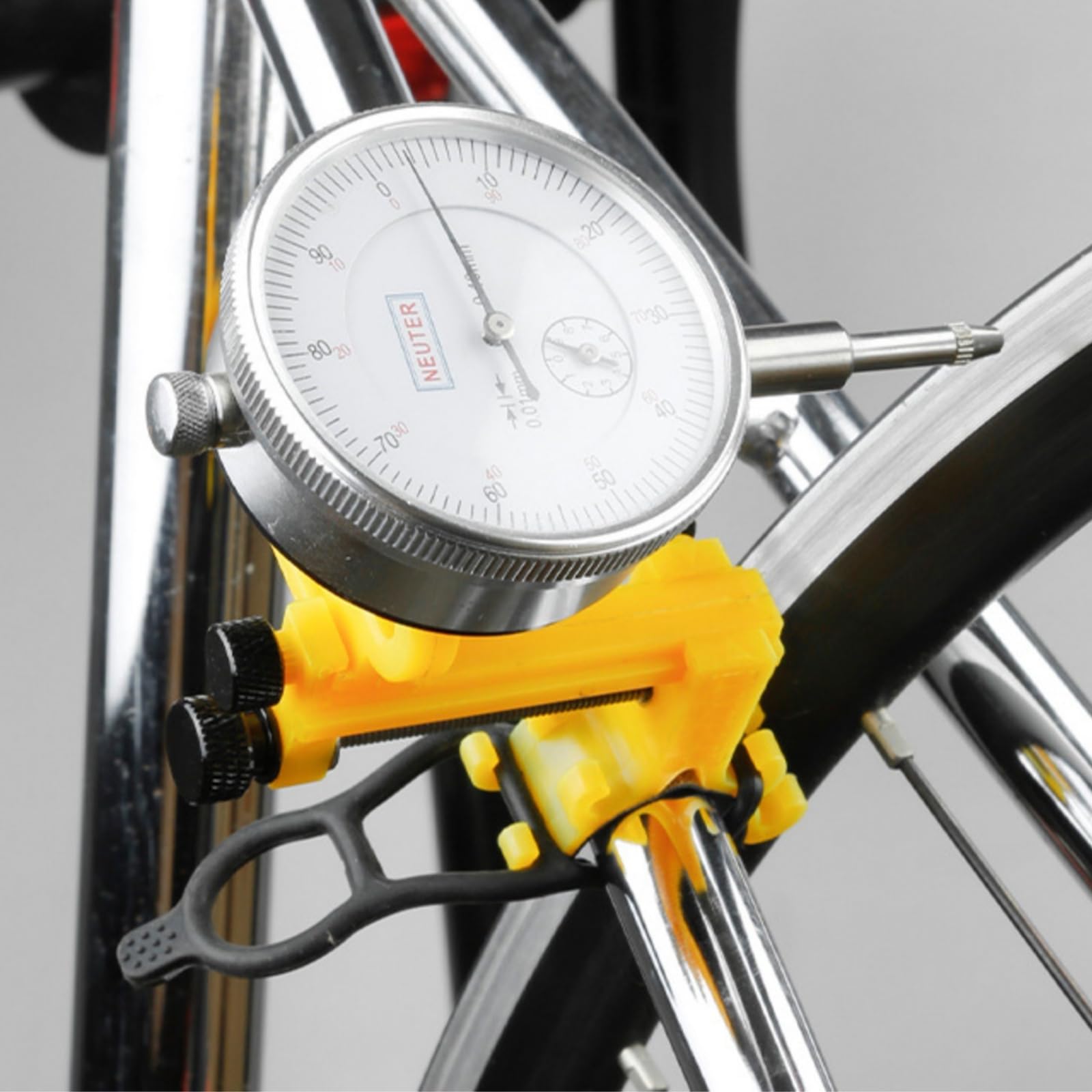 Centraruote con Comparatore Ago per Bici Attrezzo Portatile Rdrizzamento Cerchio Regolazione Raggi Fissaggio a Vite atto per Officina Ciclistica Manutenzione