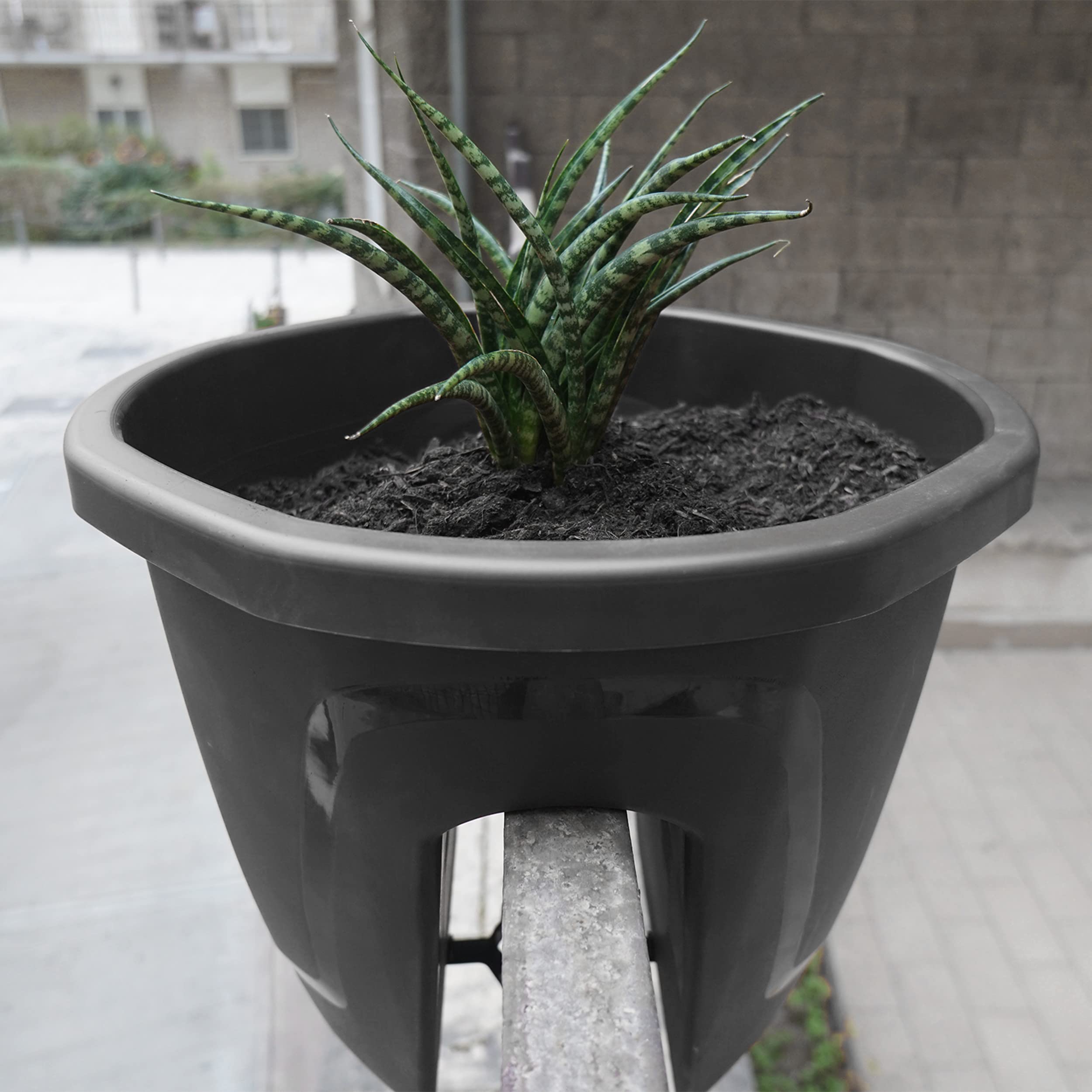 Vaso Rato Round Con Insertio Rimovibile – Finto Rattan Grigio Antracite 30,5 Cm - 3
