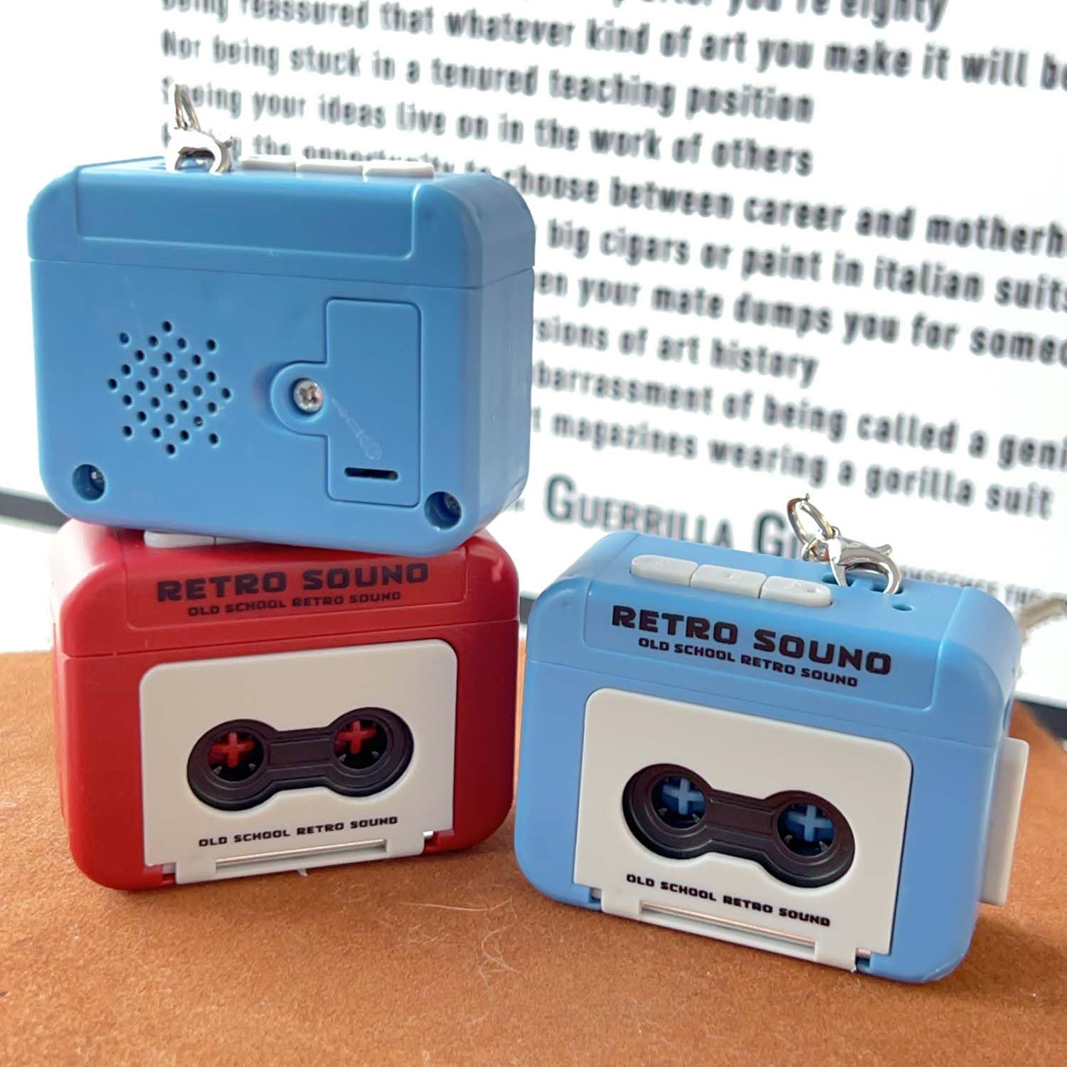 1PCS Retro Recorder Key Ring Funny Music Box Pendant Charm Recordable Tape Recorder Keychain Gift,5.5 * 4.1 * 2.2cm - 5