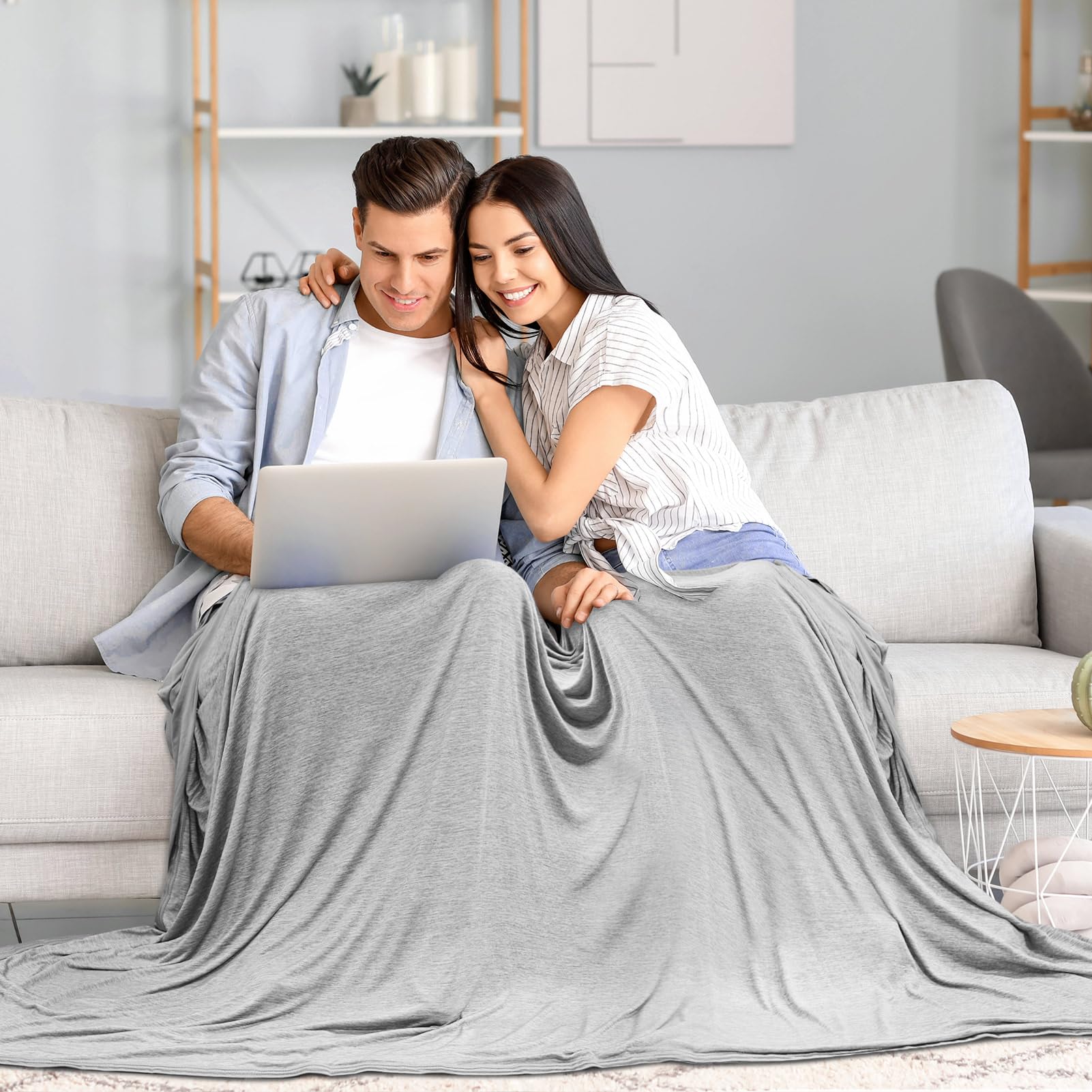 Fuqiduo Kühldecke Sommerdecke für Erwachsene doppelseitig | Arc-Chill Q-Max >0,43 • Leicht • Atmungsaktiv • Waschbar • Grau (150 * 200cm)