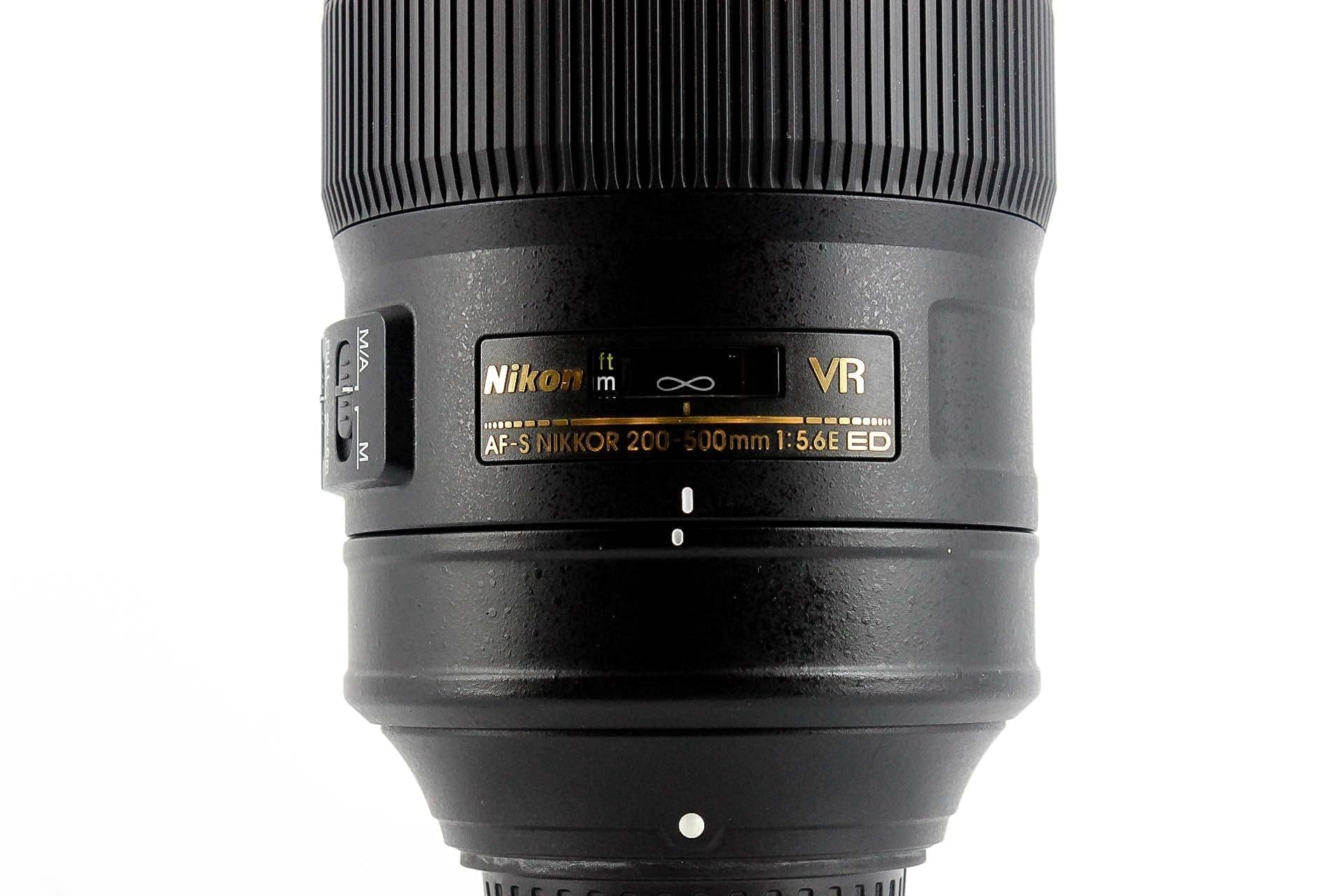 Nikon AF-S NIKKOR 200-500mm f/5.6E ED VR Super telephoto zoom lens