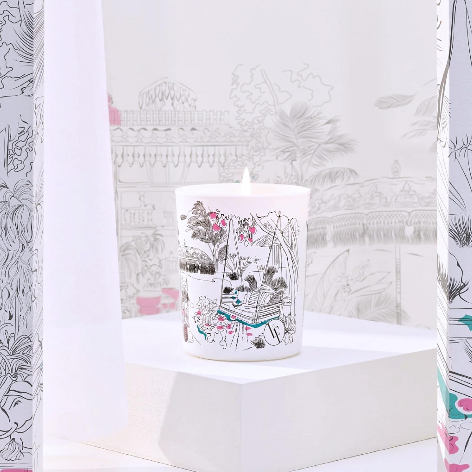 Bougie De Noël En Verre Décoré Parfum Rose Ancienne - Gamm Vert